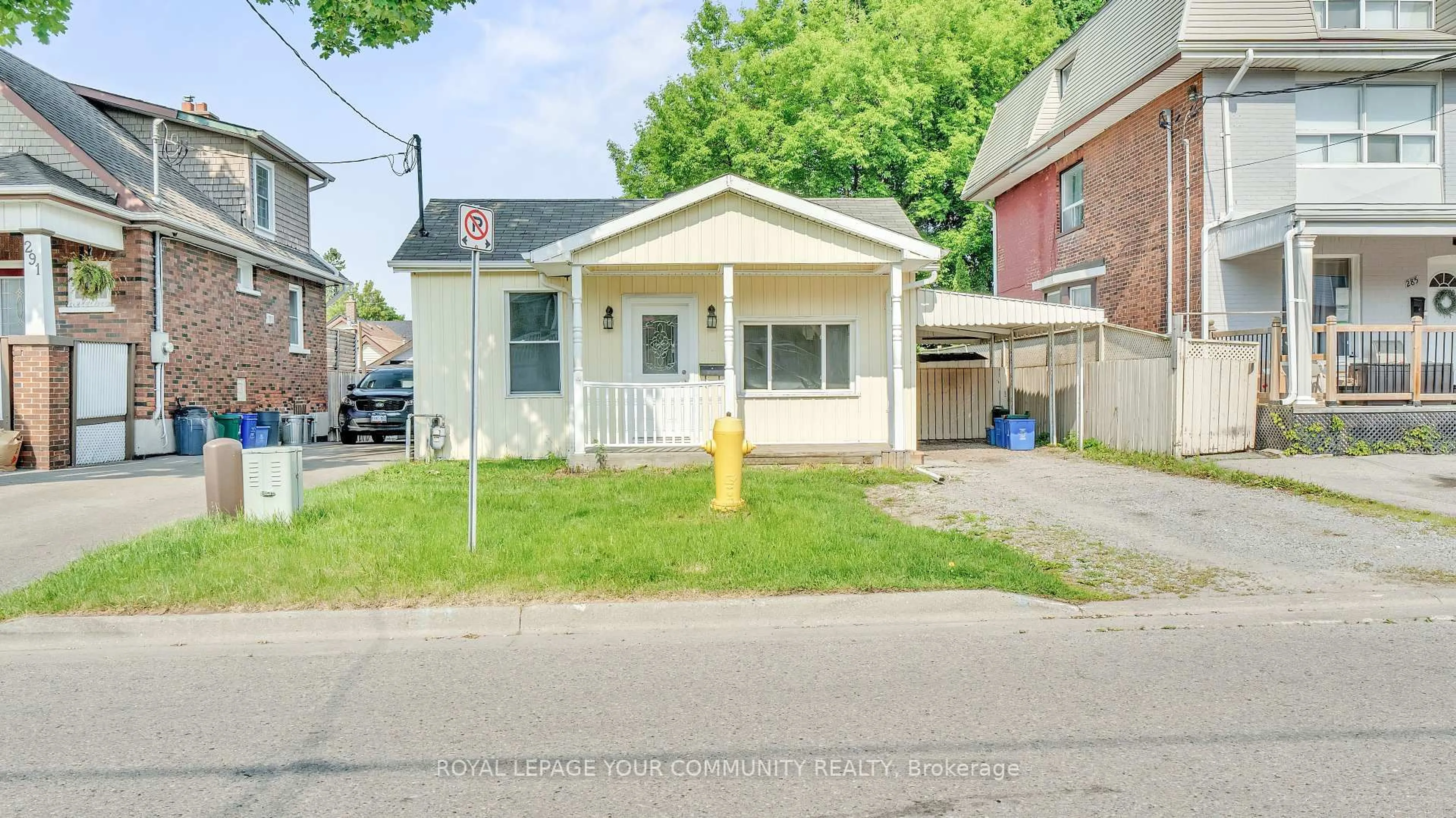 Unknown for 287 Jarvis St, Oshawa Ontario L1G 5K8