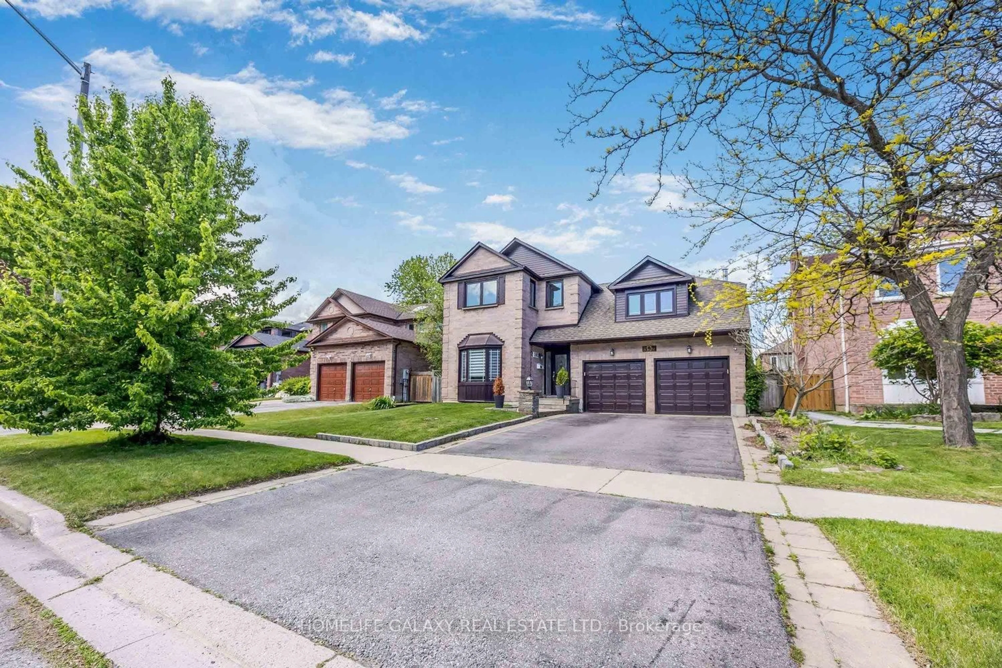 Home with brick exterior material, street for 592 Maitland Dr, Pickering Ontario L1W 3T6