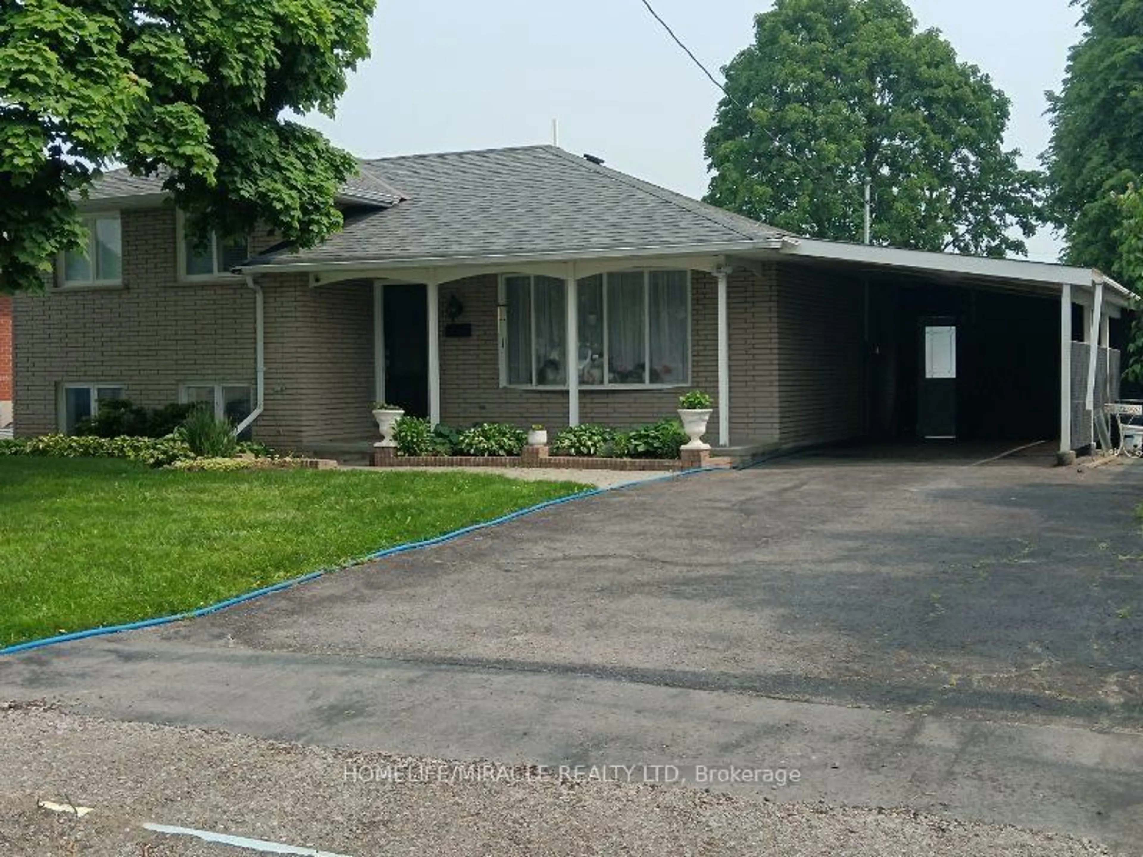 Unknown for 115 Parkway Ave, Clarington Ontario L1C 1B5