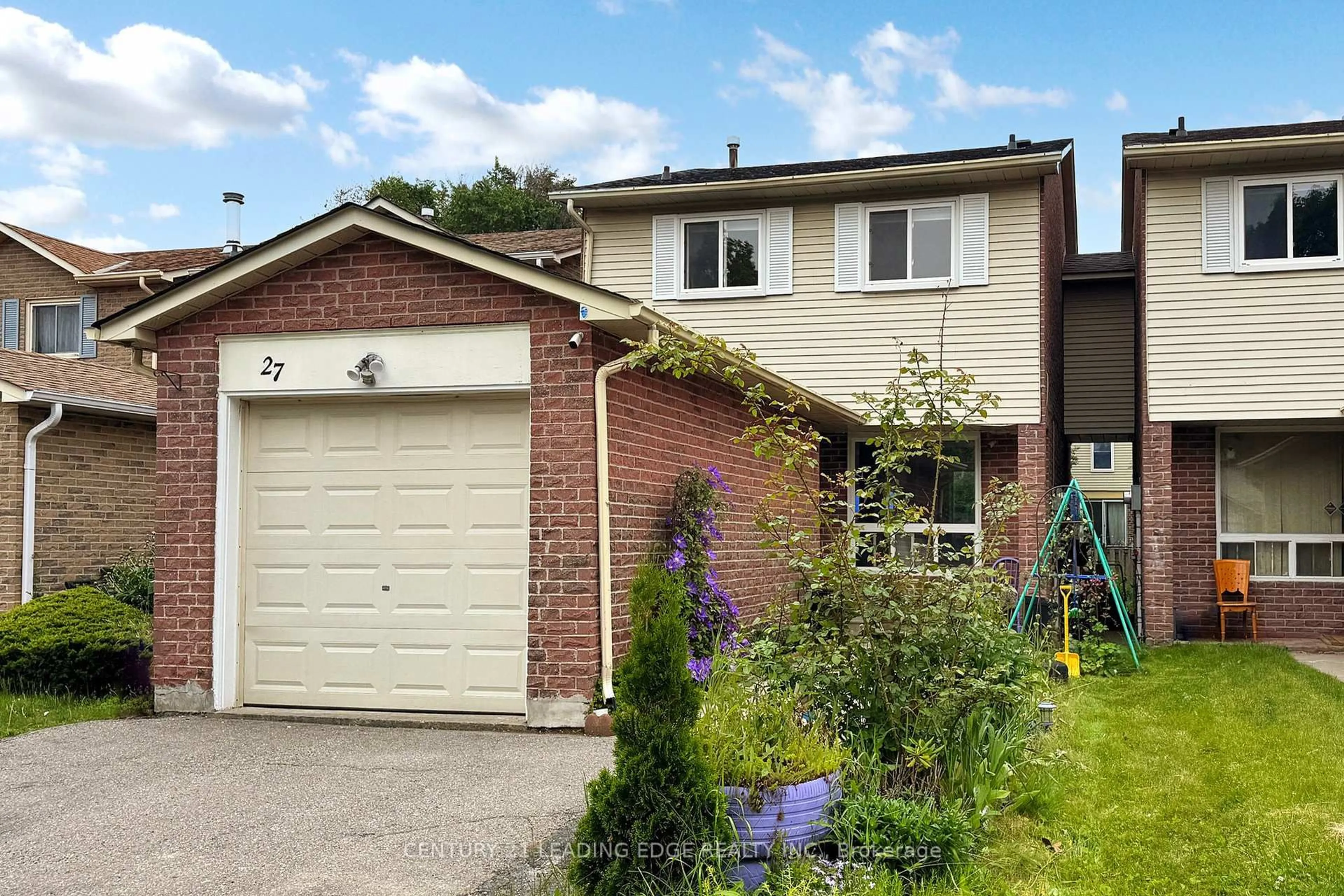 Home with brick exterior material, street for 27 Moorehouse Dr, Toronto Ontario M1V 2E2