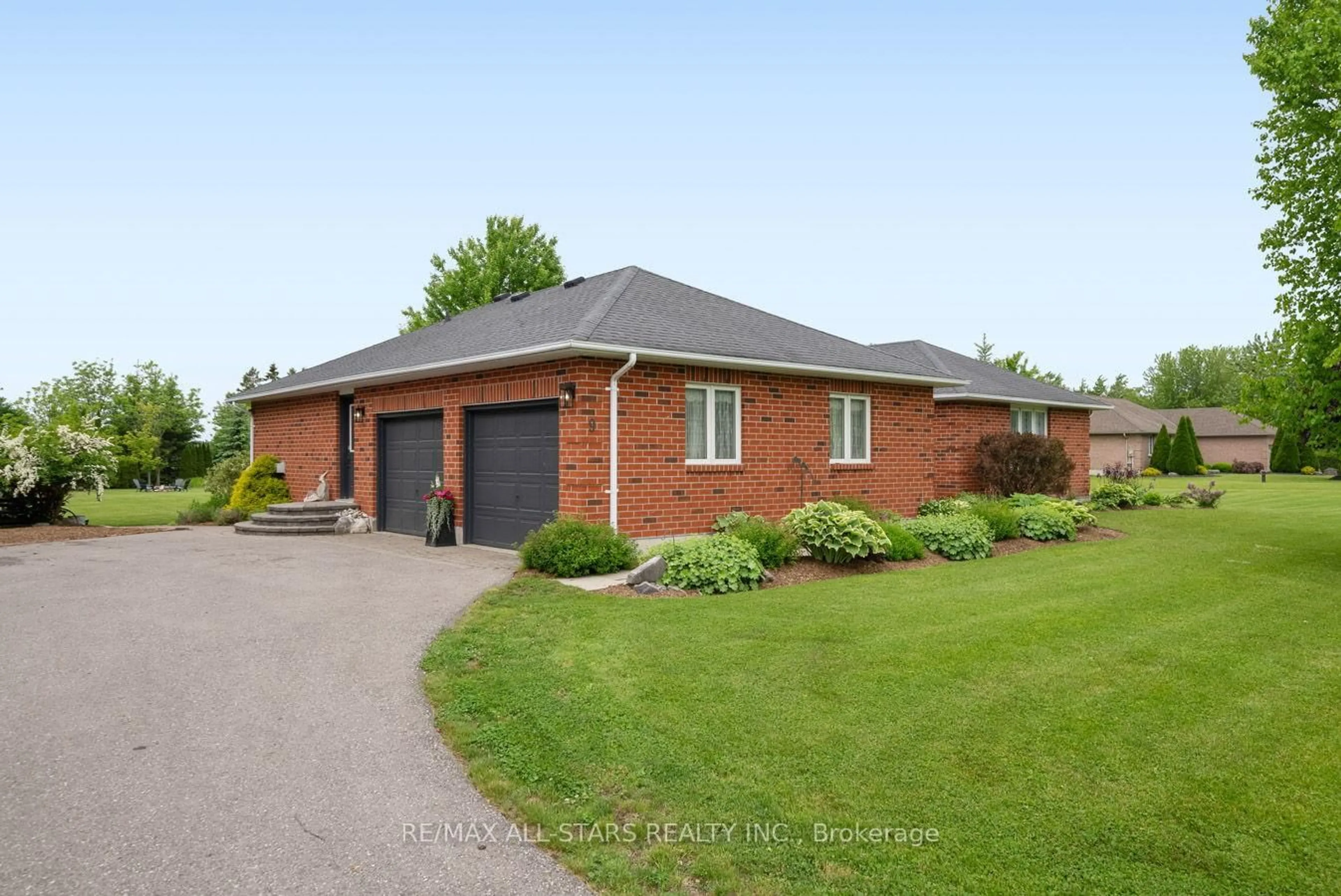 Home with brick exterior material, street for 9 Isabella Crt, Scugog Ontario L0C 1G0