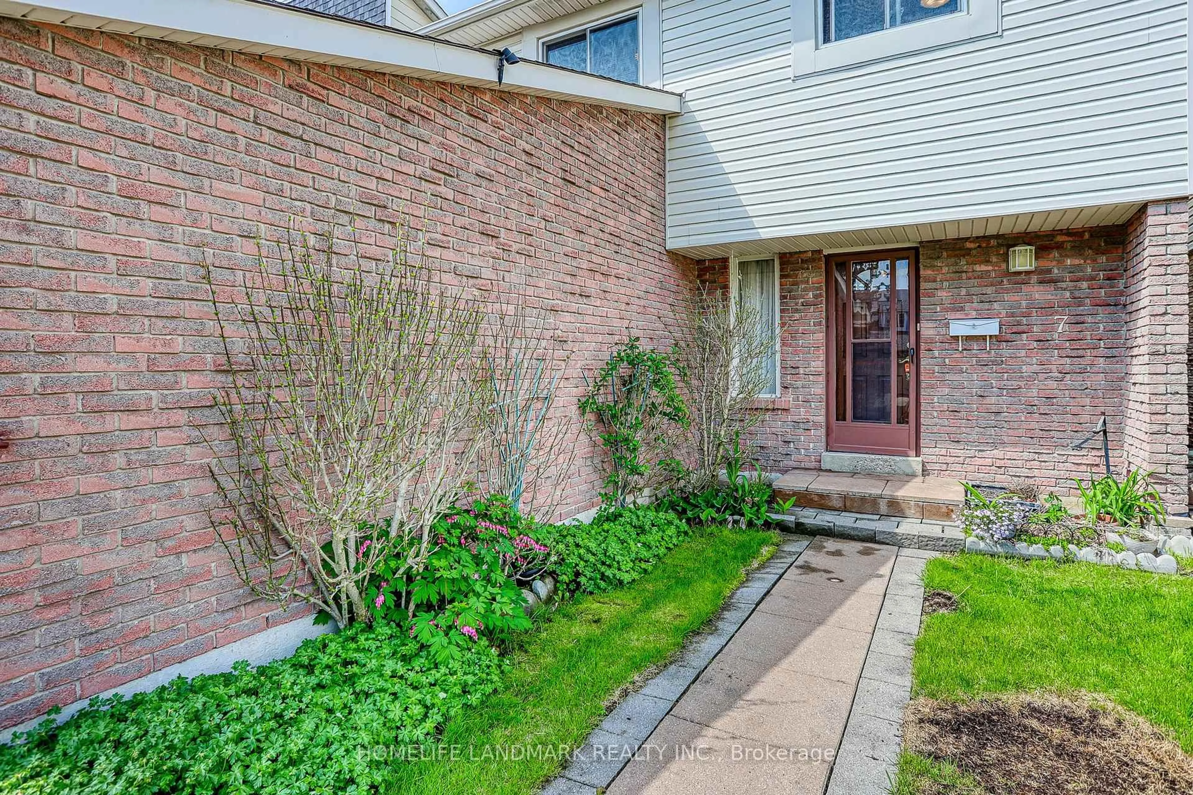 Unknown for 7 Kennaley Cres, Toronto Ontario M1V 1L6