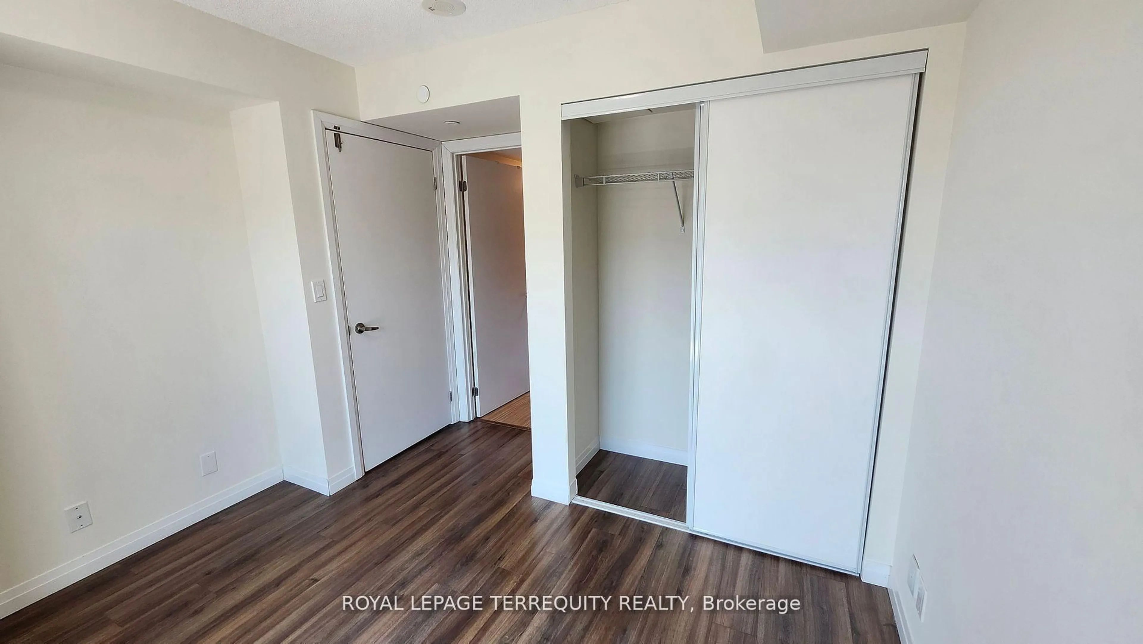 A pic of a room for 2152 Lawrence Ave #1207, Toronto Ontario M1R 0B5