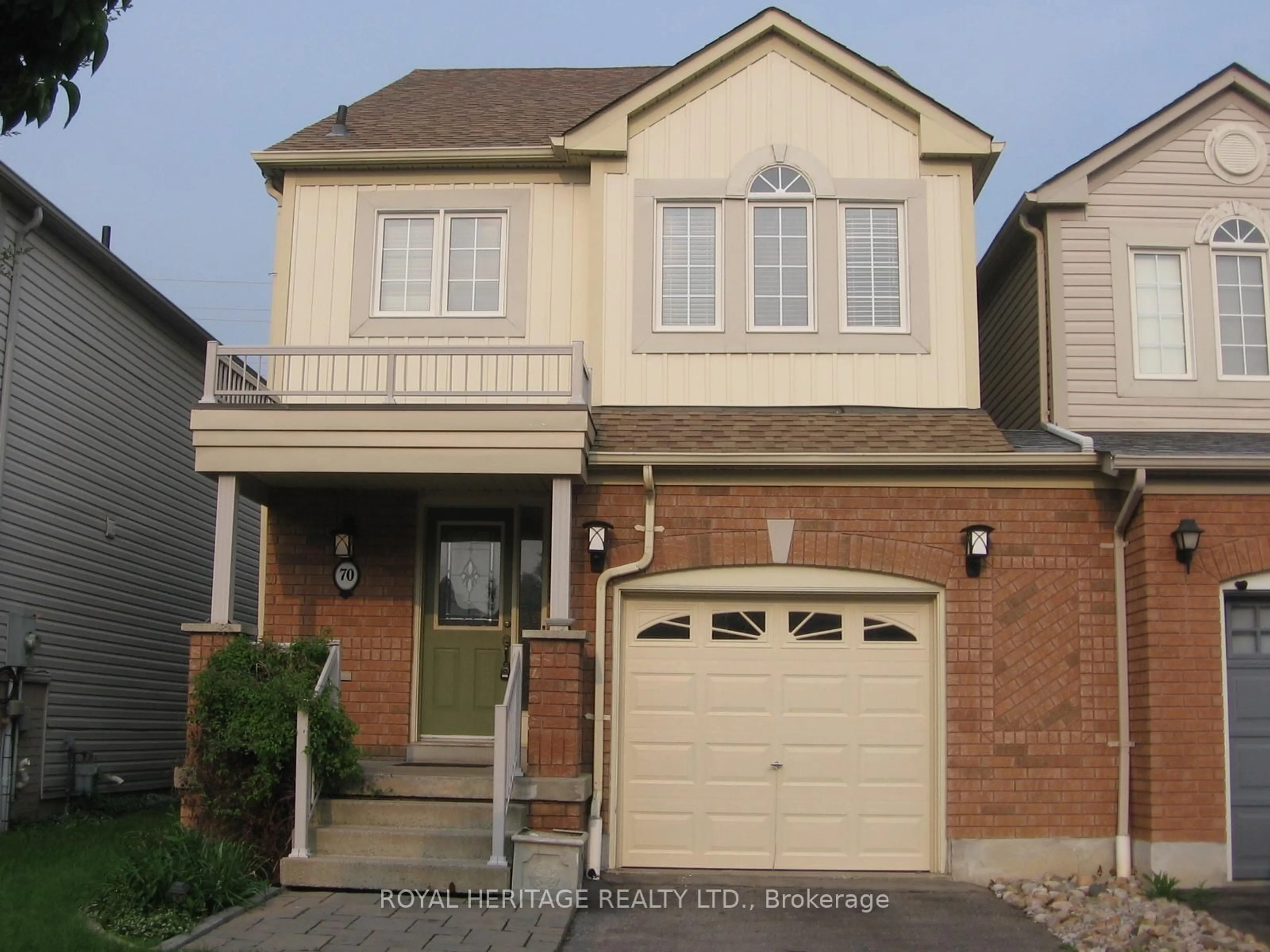Home with brick exterior material, street for 70 Longueuil Pl, Whitby Ontario L1R 3H1