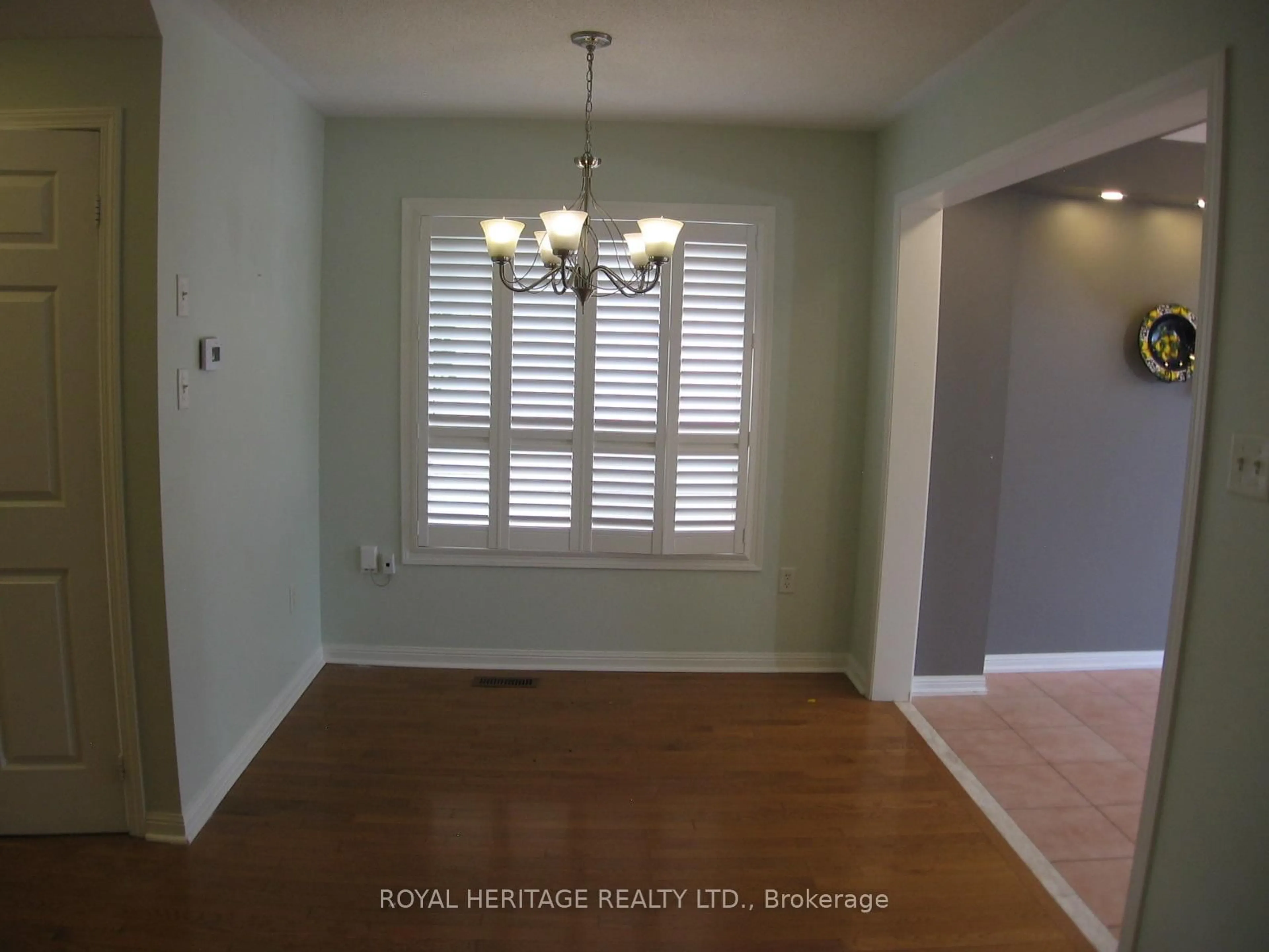 A pic of a room for 70 Longueuil Pl, Whitby Ontario L1R 3H1