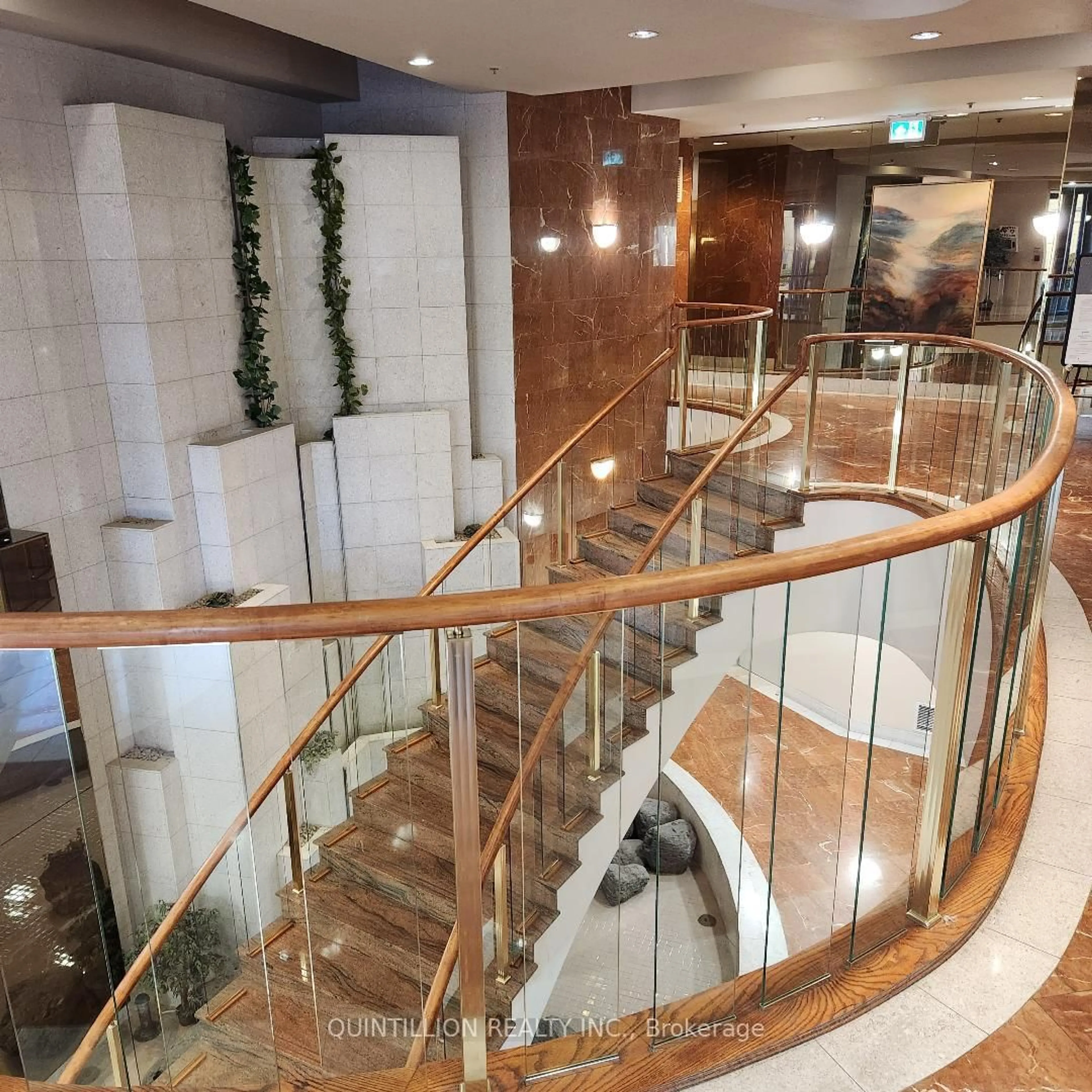 Indoor foyer for 228 Bonis Ave #2505, Toronto Ontario M1T 3W4