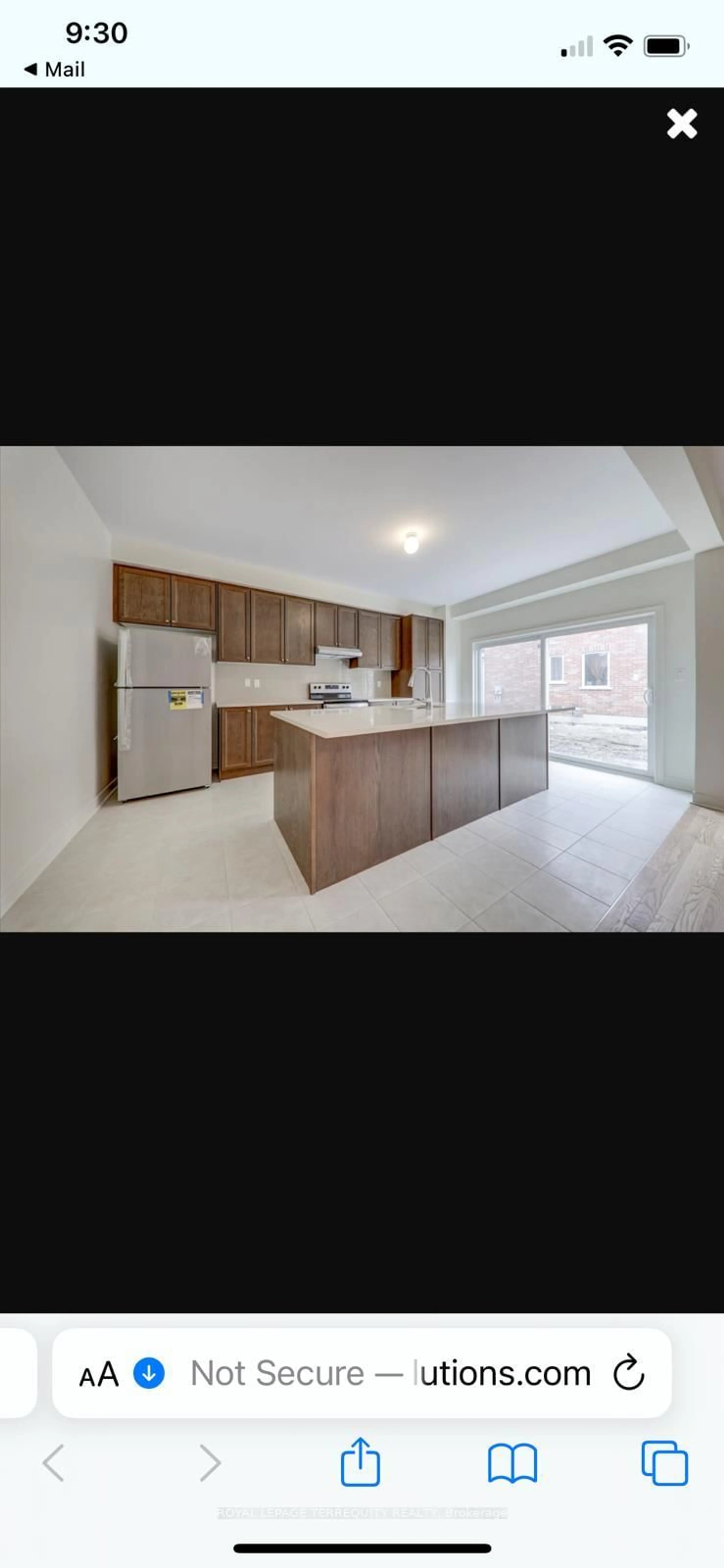 Standard kitchen, unknown for 1213 Drinkle Cres, Oshawa Ontario L1K 3G8
