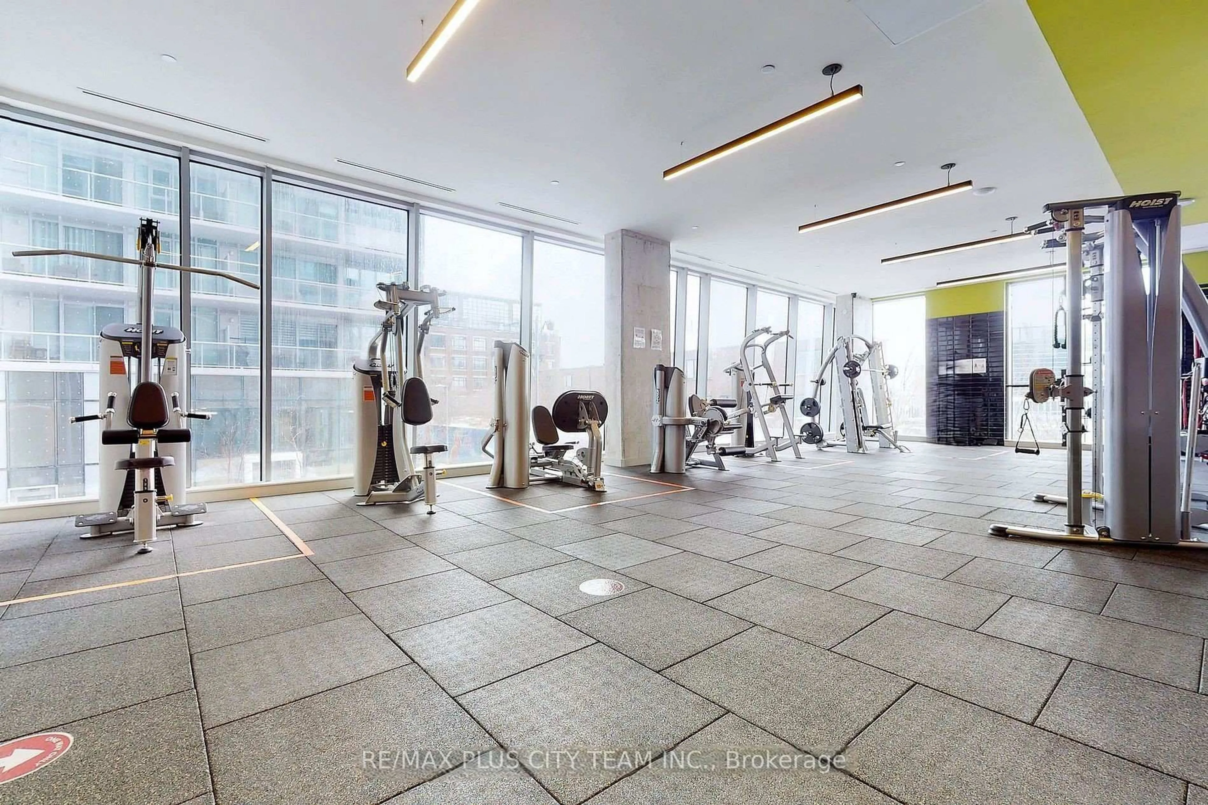 Gym or fitness room for 15 Baseball Pl #1511, Toronto Ontario M4M 0E6