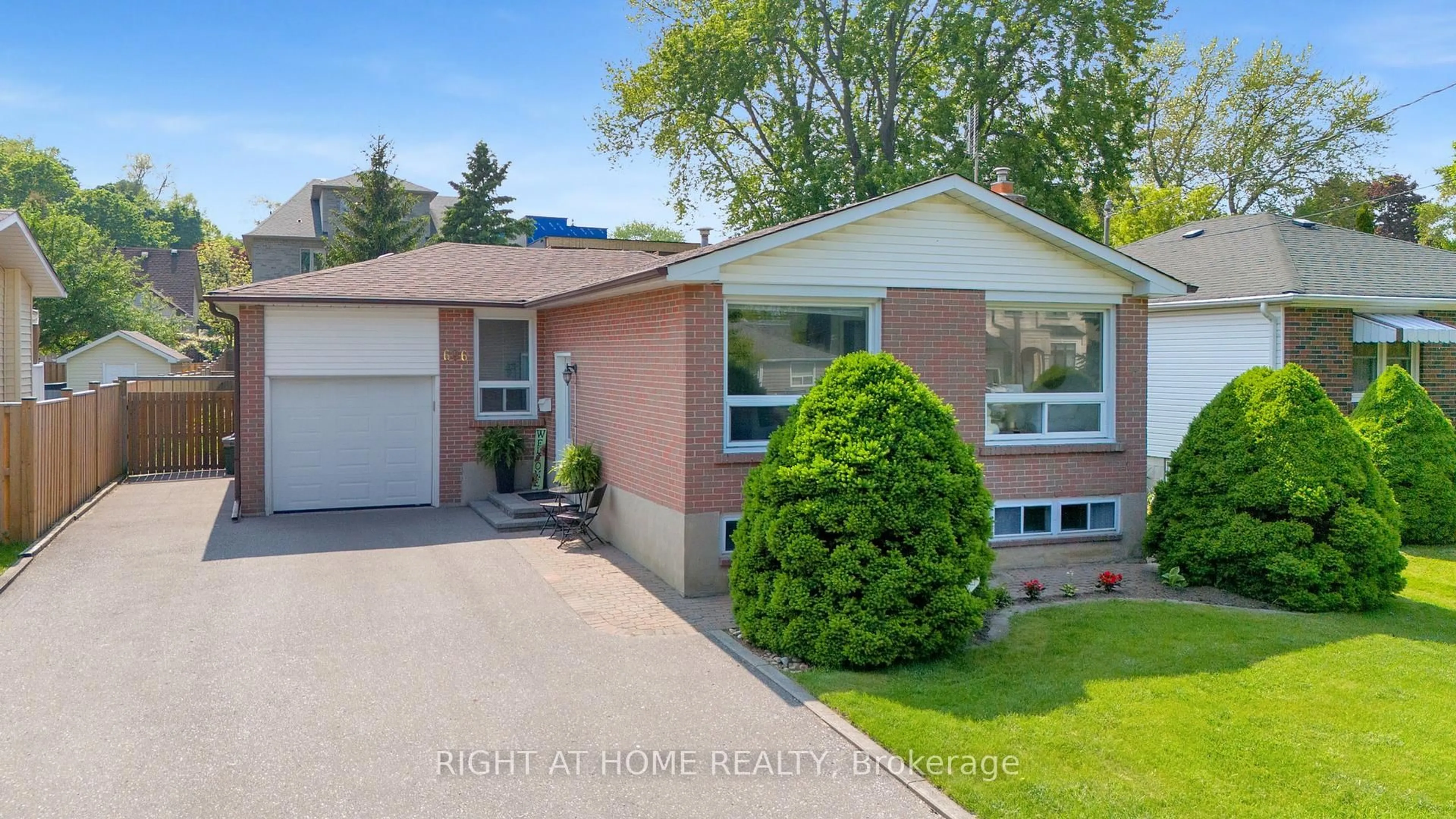 Home with vinyl exterior material, street for 696 Victory Dr, Pickering Ontario L1W 2S2