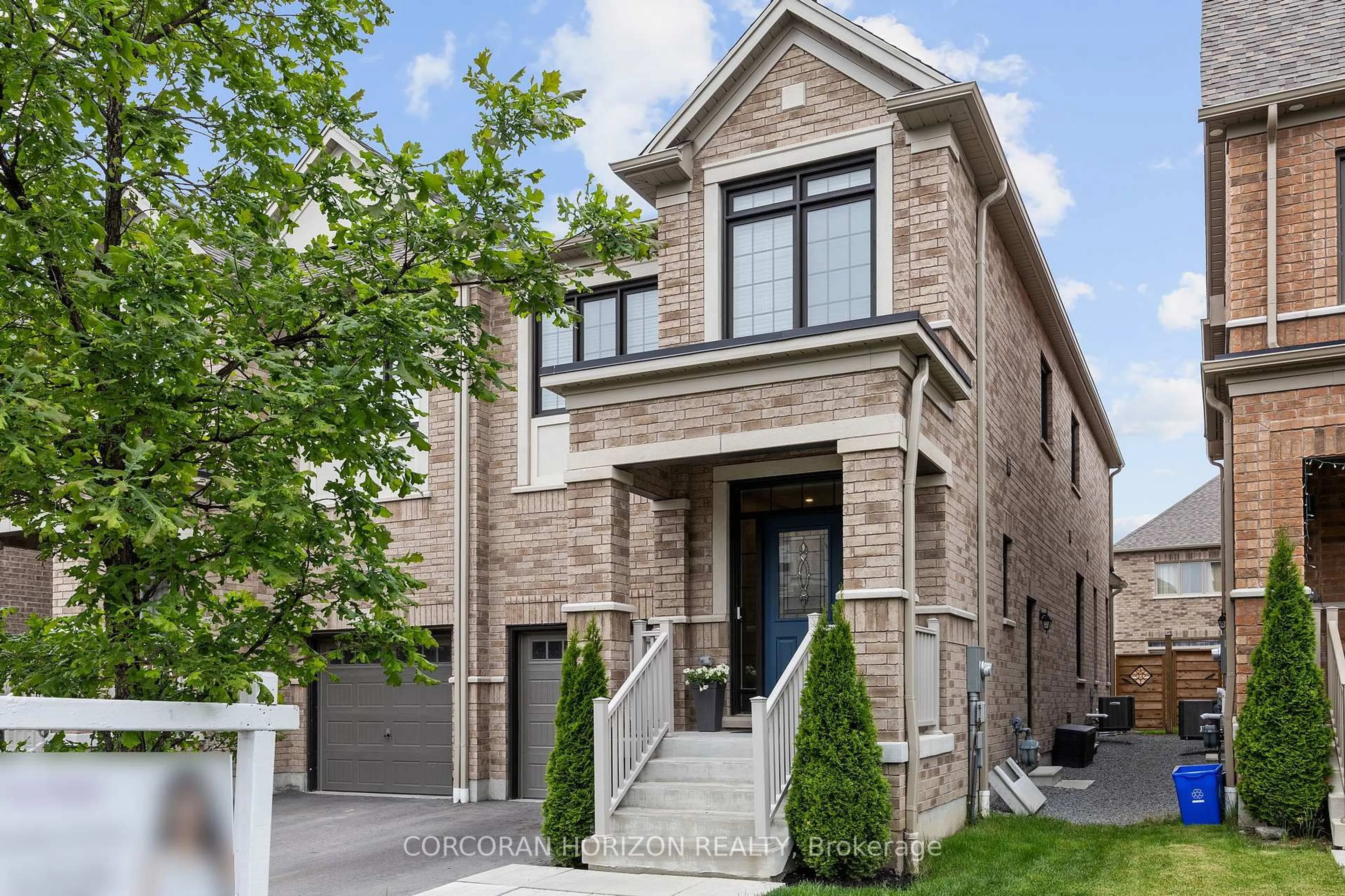 Home with brick exterior material, street for 39 Louise Cres, Whitby Ontario L1P 0J8