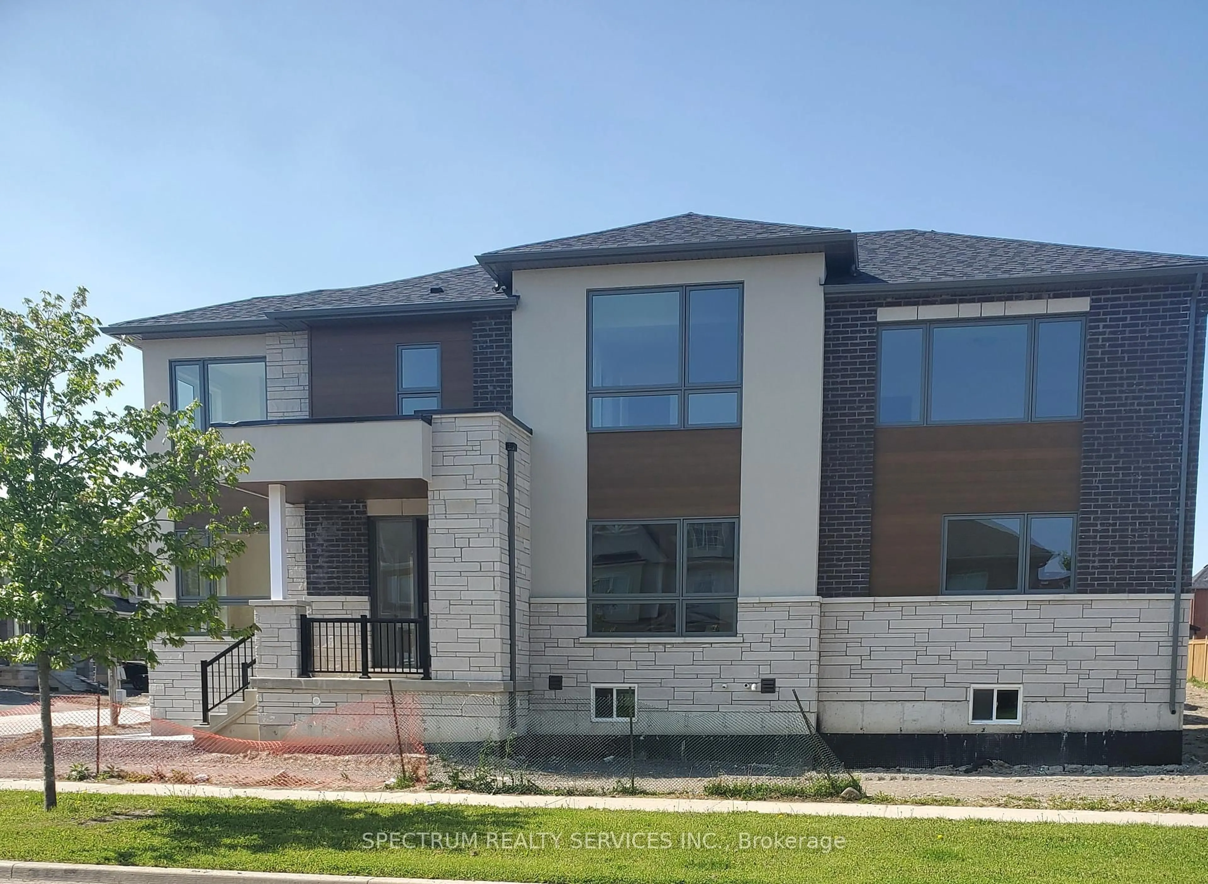 Home with brick exterior material, building for 1 Rogerson St, Clarington Ontario L1B 0W4