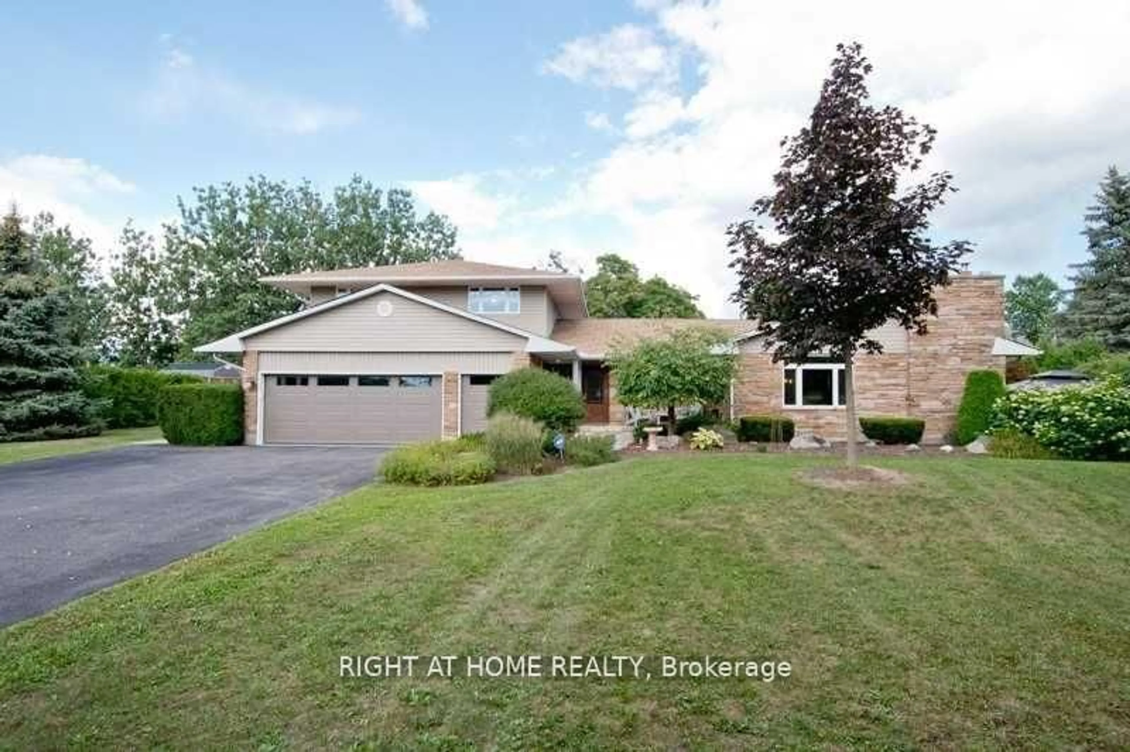 Unknown for 2305 Bowmanville Ave, Clarington Ontario L1C 6W9