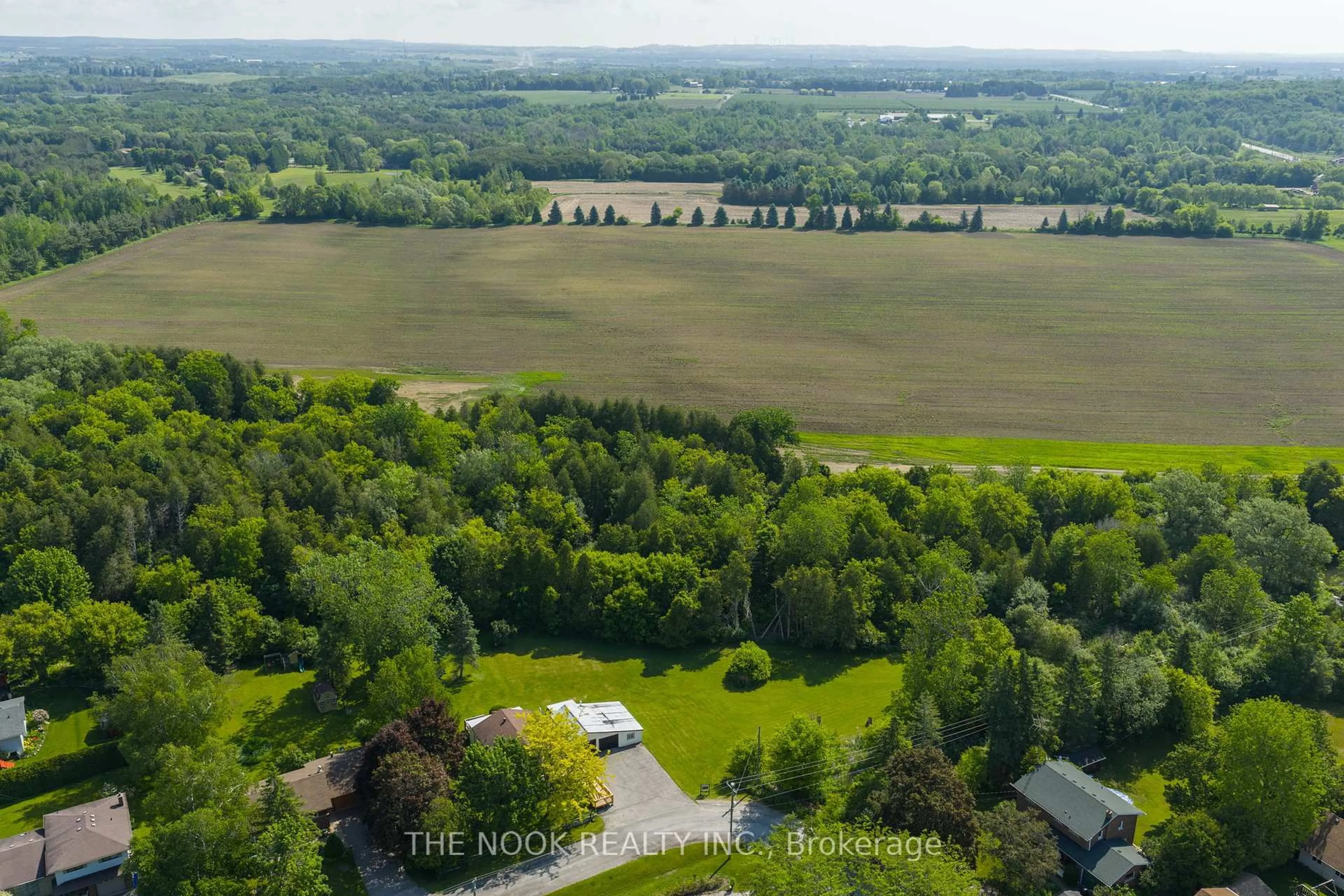 A pic from outside/outdoor area/front of a property/back of a property/a pic from drone, water/lake/river/ocean view for 3 North Division St, Clarington Ontario L0B 1J0