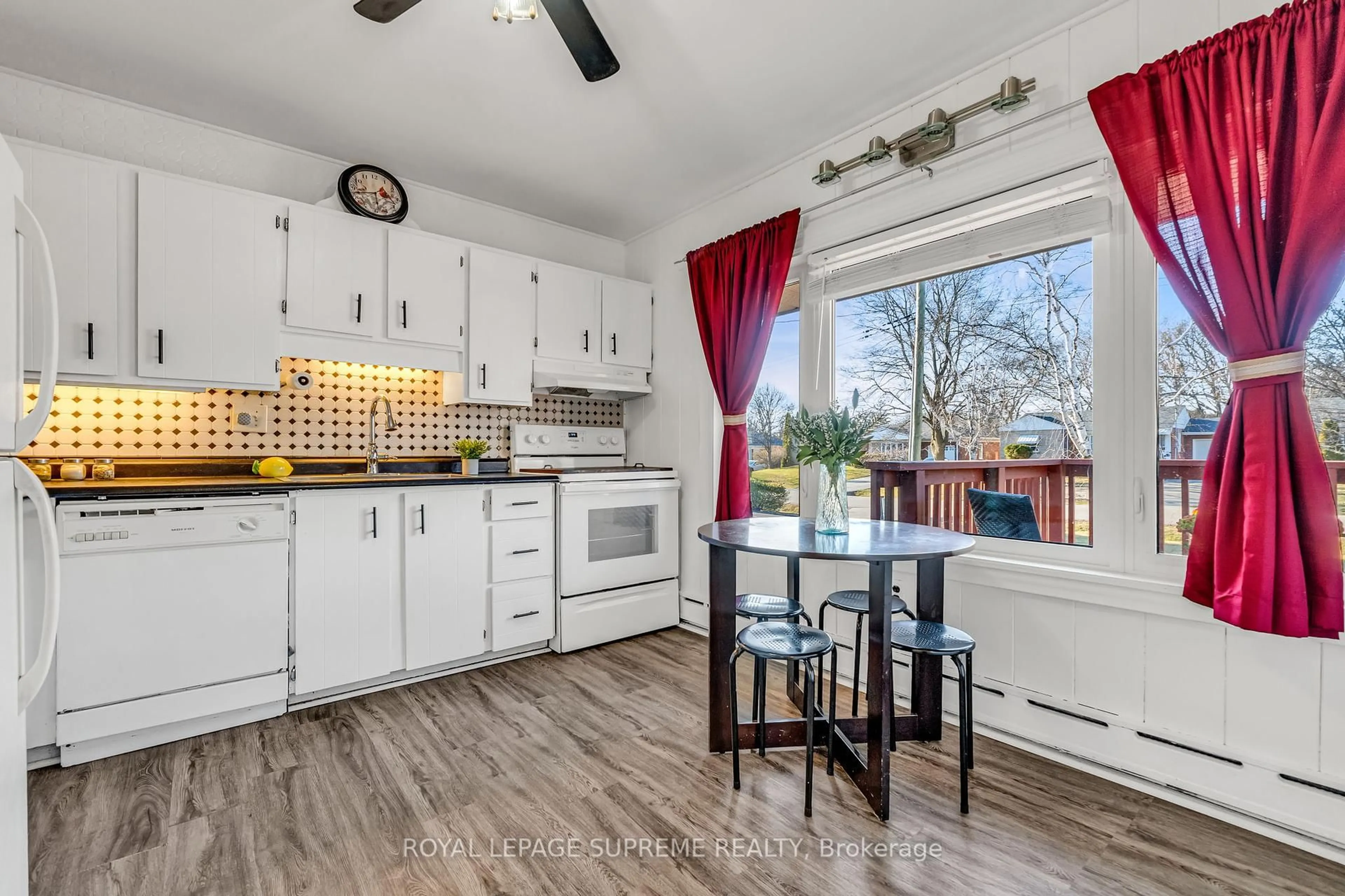 Open concept kitchen, unknown for 3 Frederick Ave, Clarington Ontario L1C 2B8