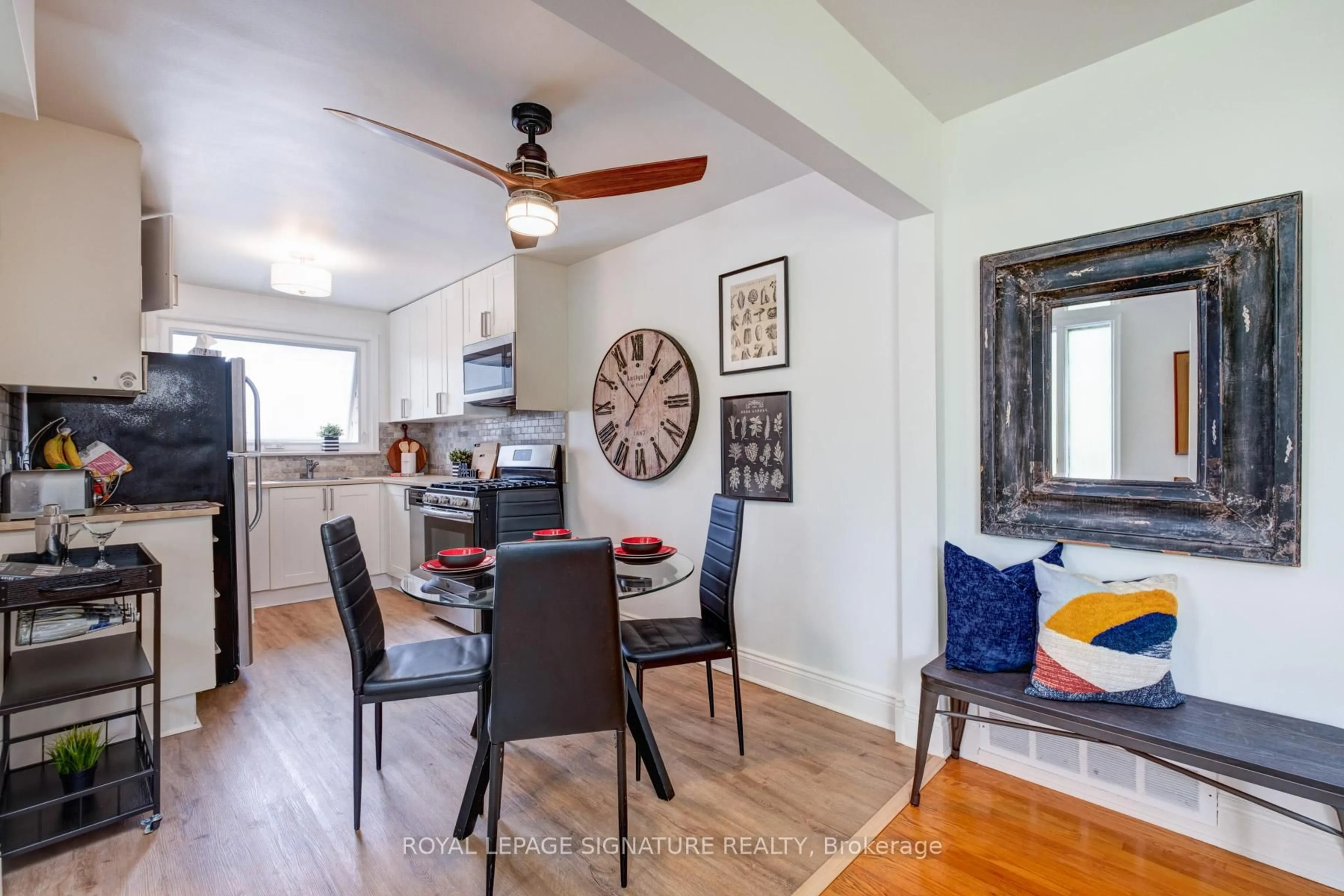 Dining room, wood/laminate floor for 1451 Lakefield St, Oshawa Ontario L1J 3Z3