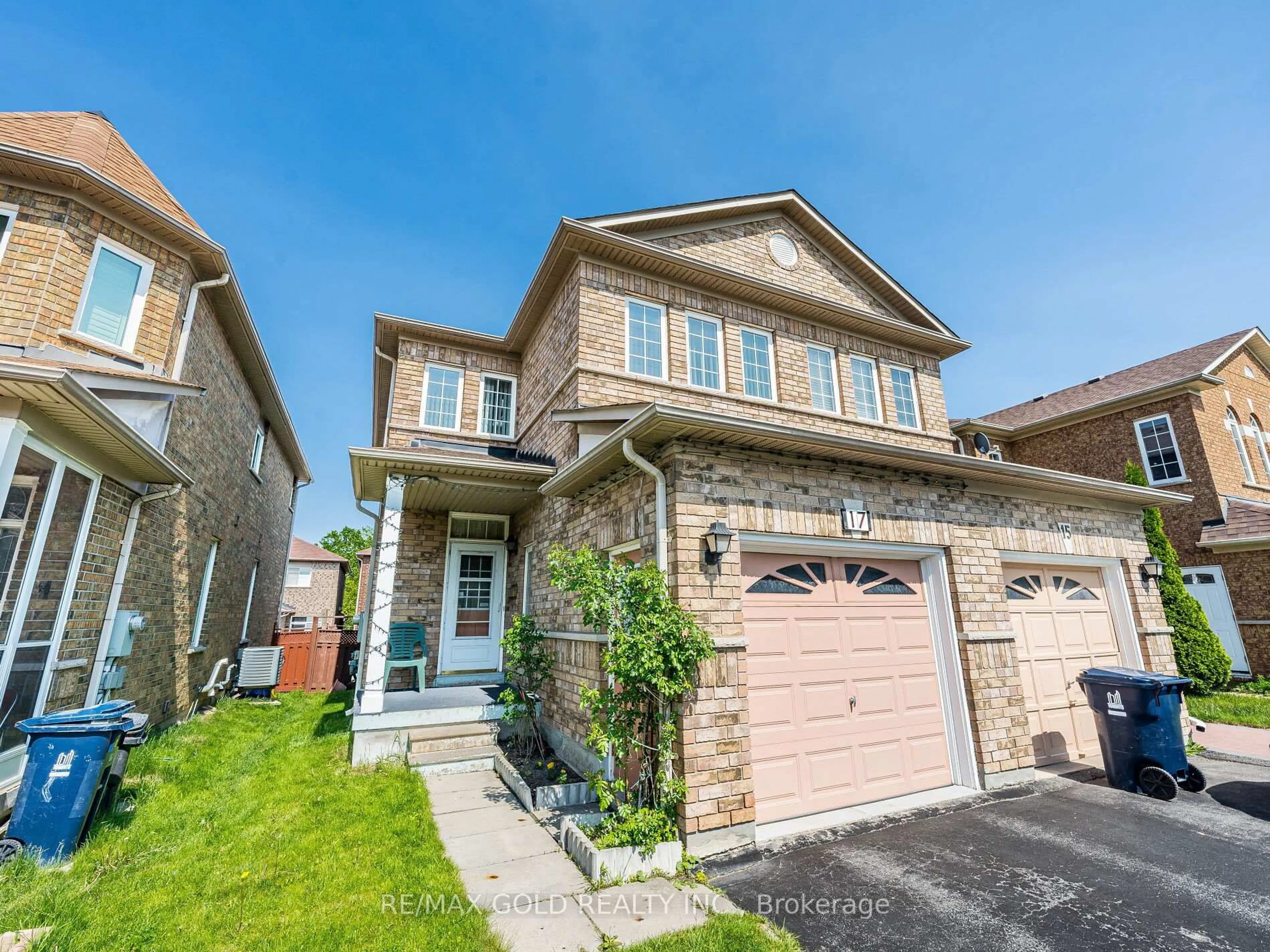Home with brick exterior material, street for 17 Mourning Dove Cres, Toronto Ontario M1B 6A7