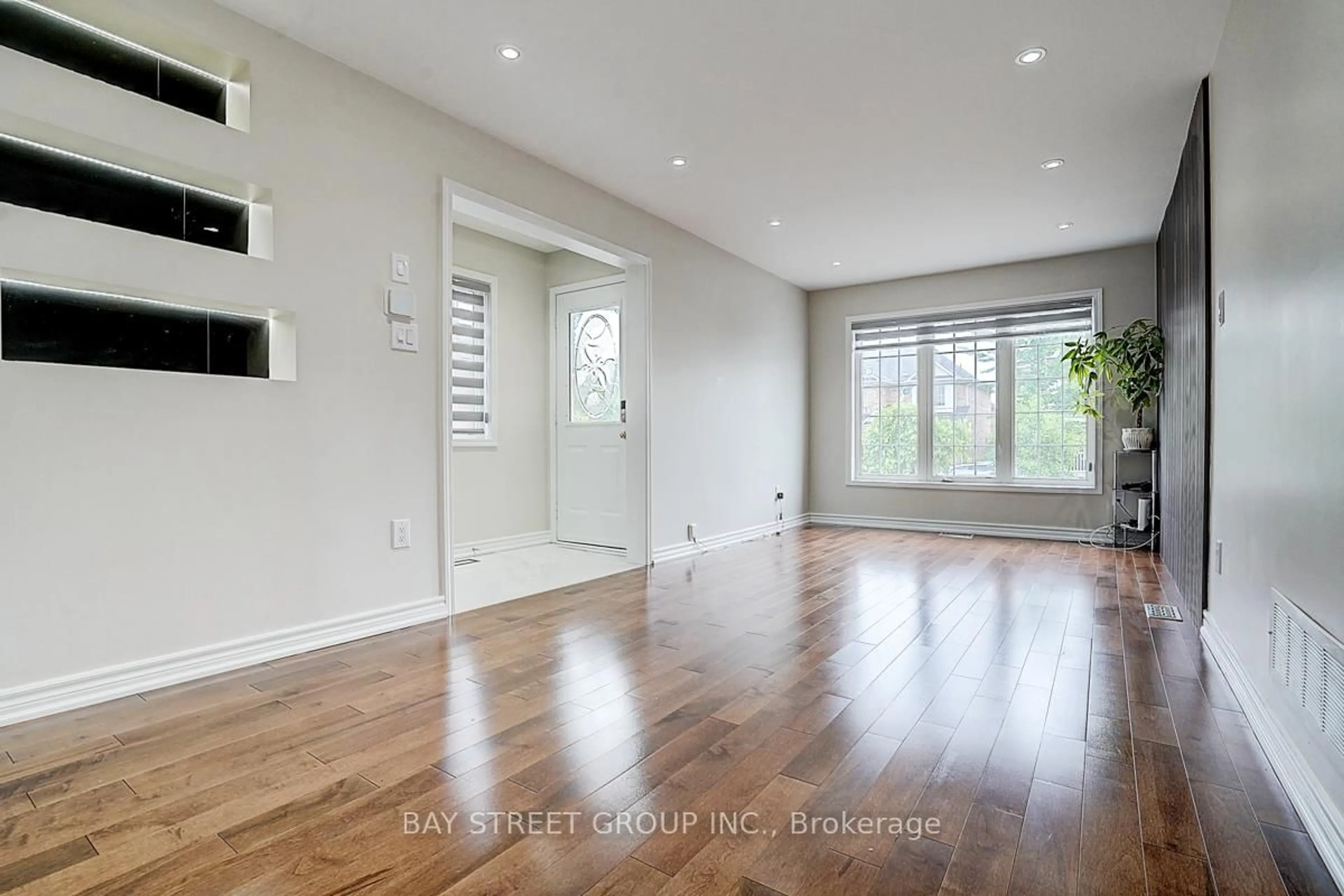 A pic of a room for 34 Hyacinth Cres, Toronto Ontario M1X 1W9