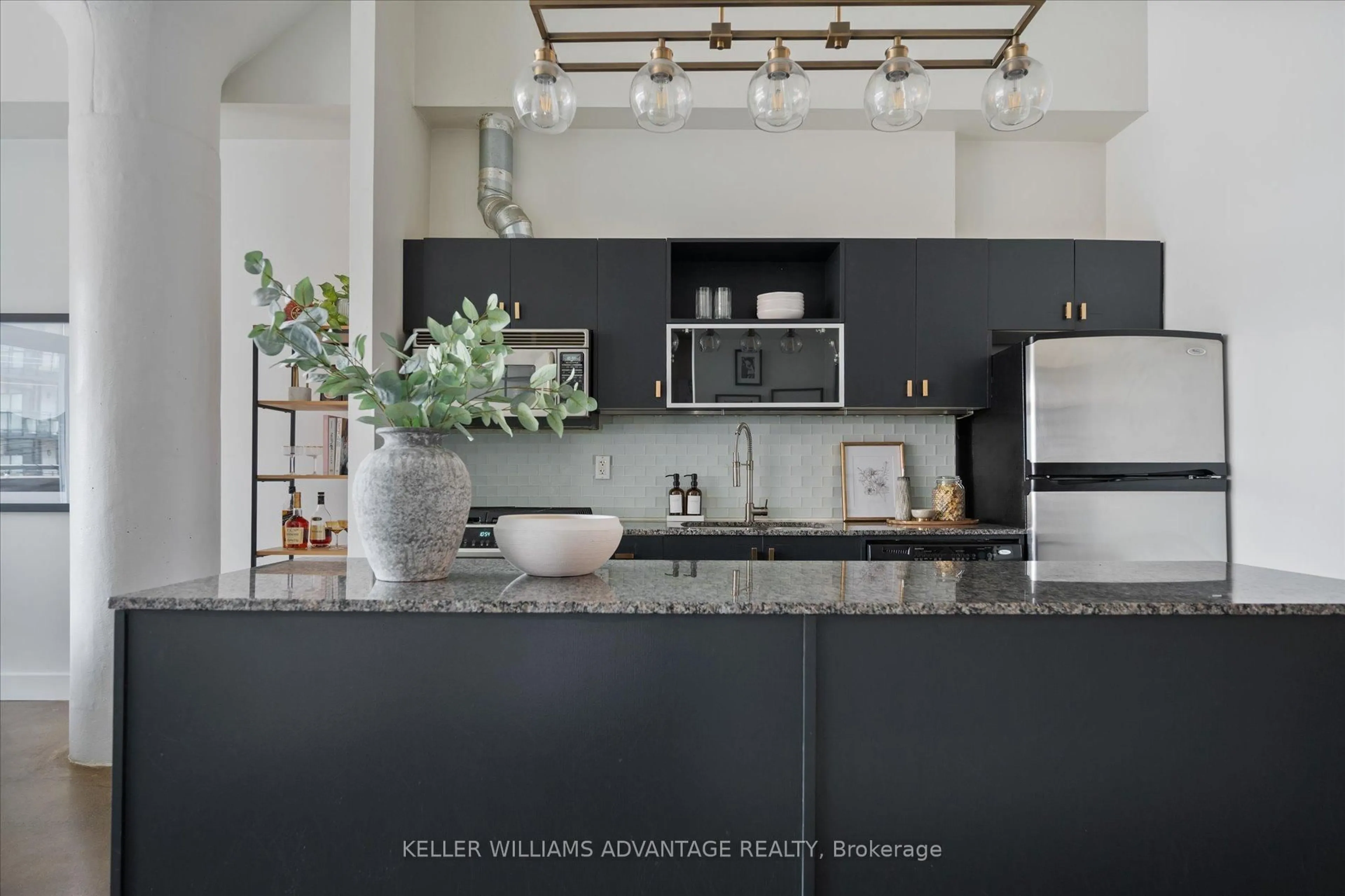 Contemporary kitchen, ceramic/tile floor for 233 Carlaw Ave #302, Toronto Ontario M4M 3N6