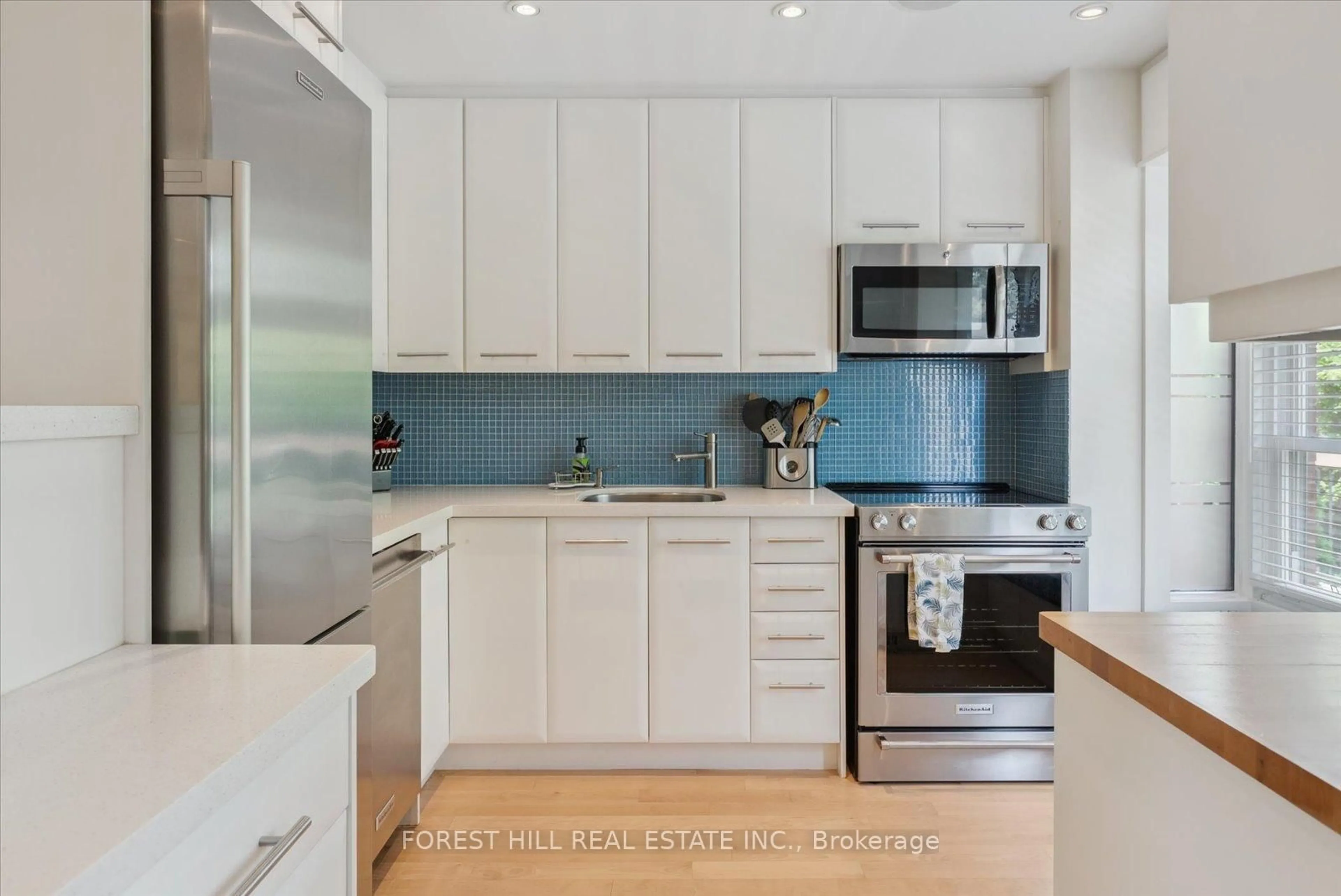Contemporary kitchen, ceramic/tile floor for 10 Buller Ave #7, Toronto Ontario M4L 1C1