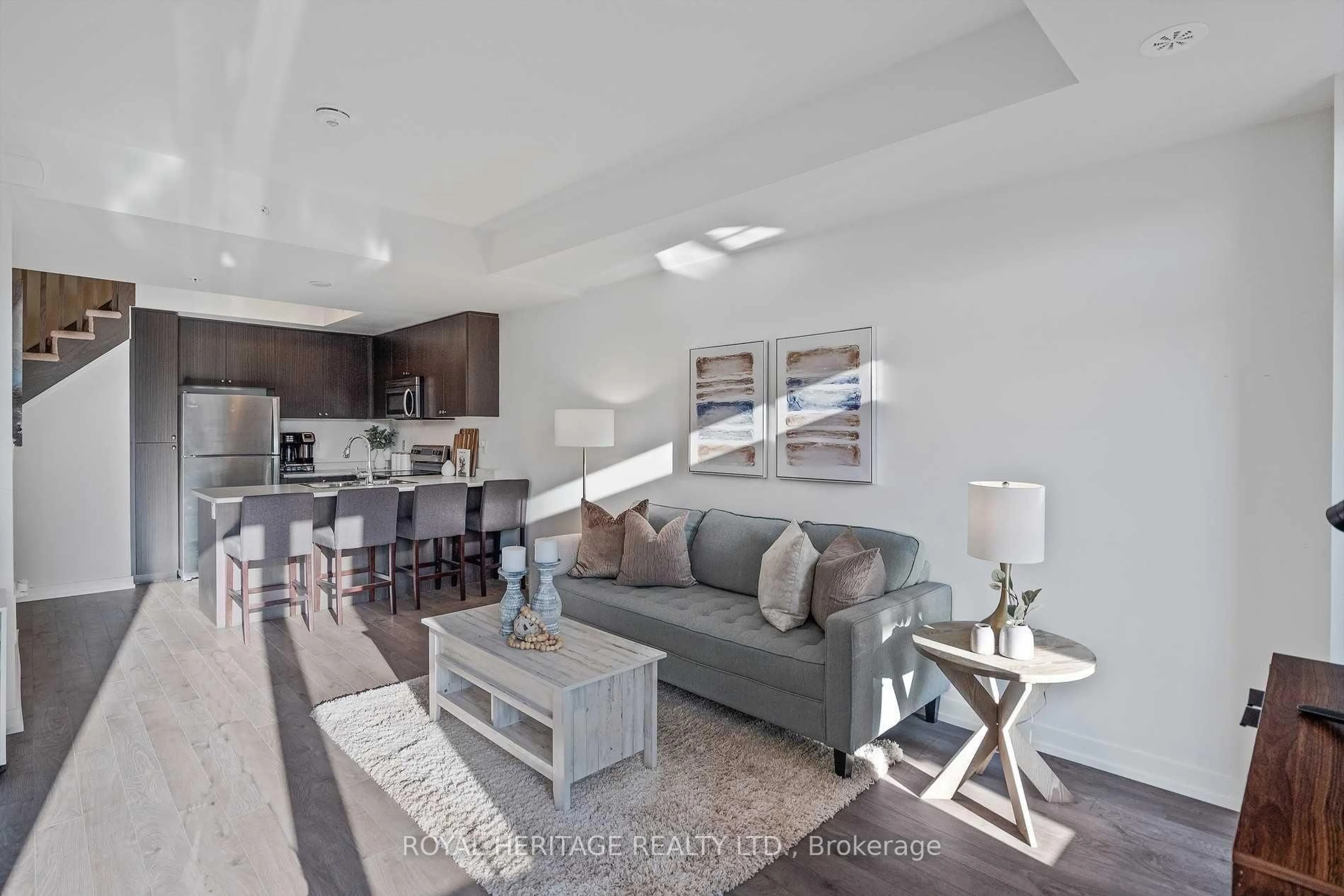 Living room with furniture, unknown for 1555 Kingston Rd #103, Pickering Ontario L1V 0E9