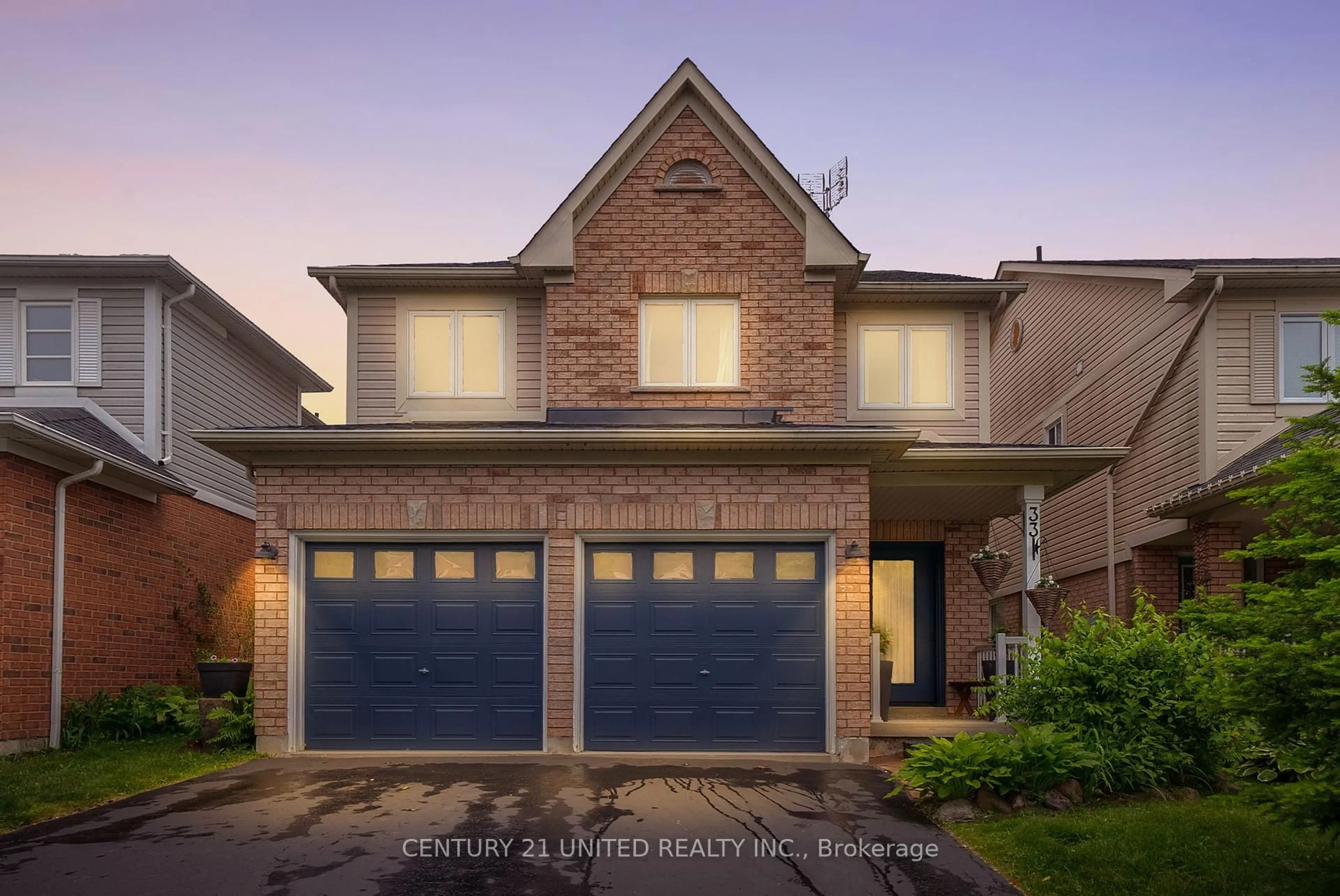 Home with brick exterior material, street for 33 Solmar Ave, Whitby Ontario L1R 2Z6