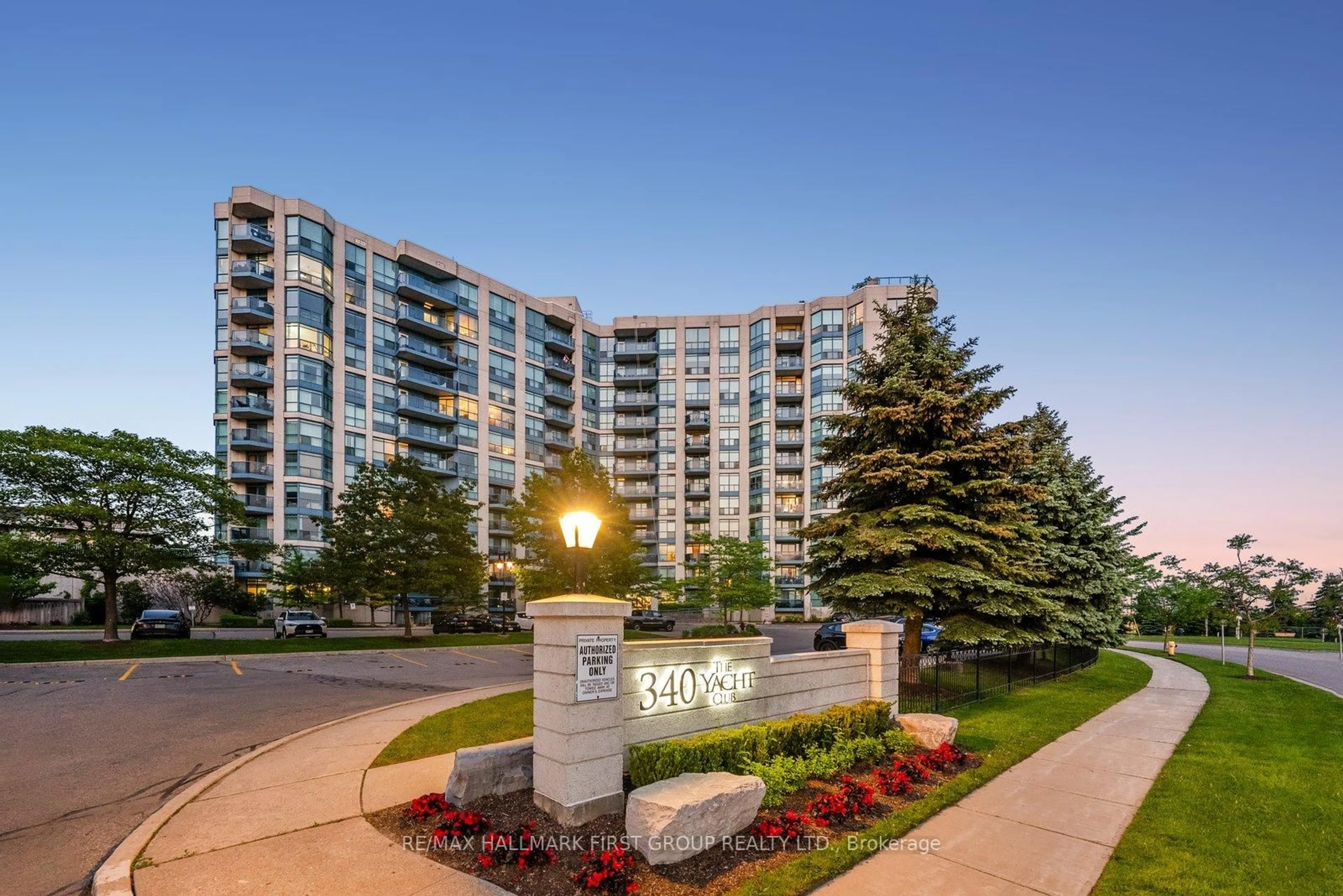 Unknown for 340 Watson St #817, Whitby Ontario L1N 9G1
