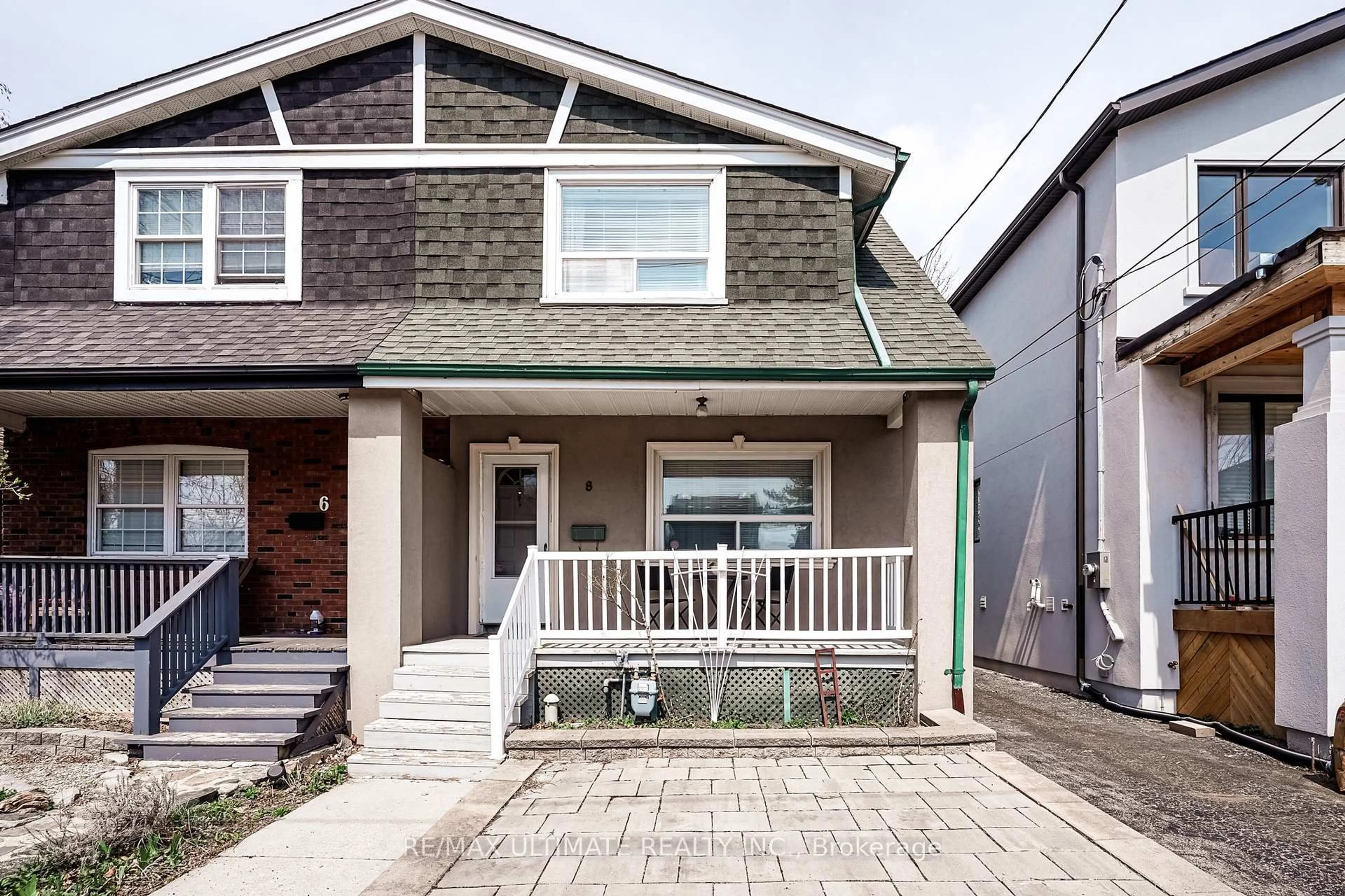 Home with vinyl exterior material, street for 8 Doncaster Ave, Toronto Ontario M4C 1Y5