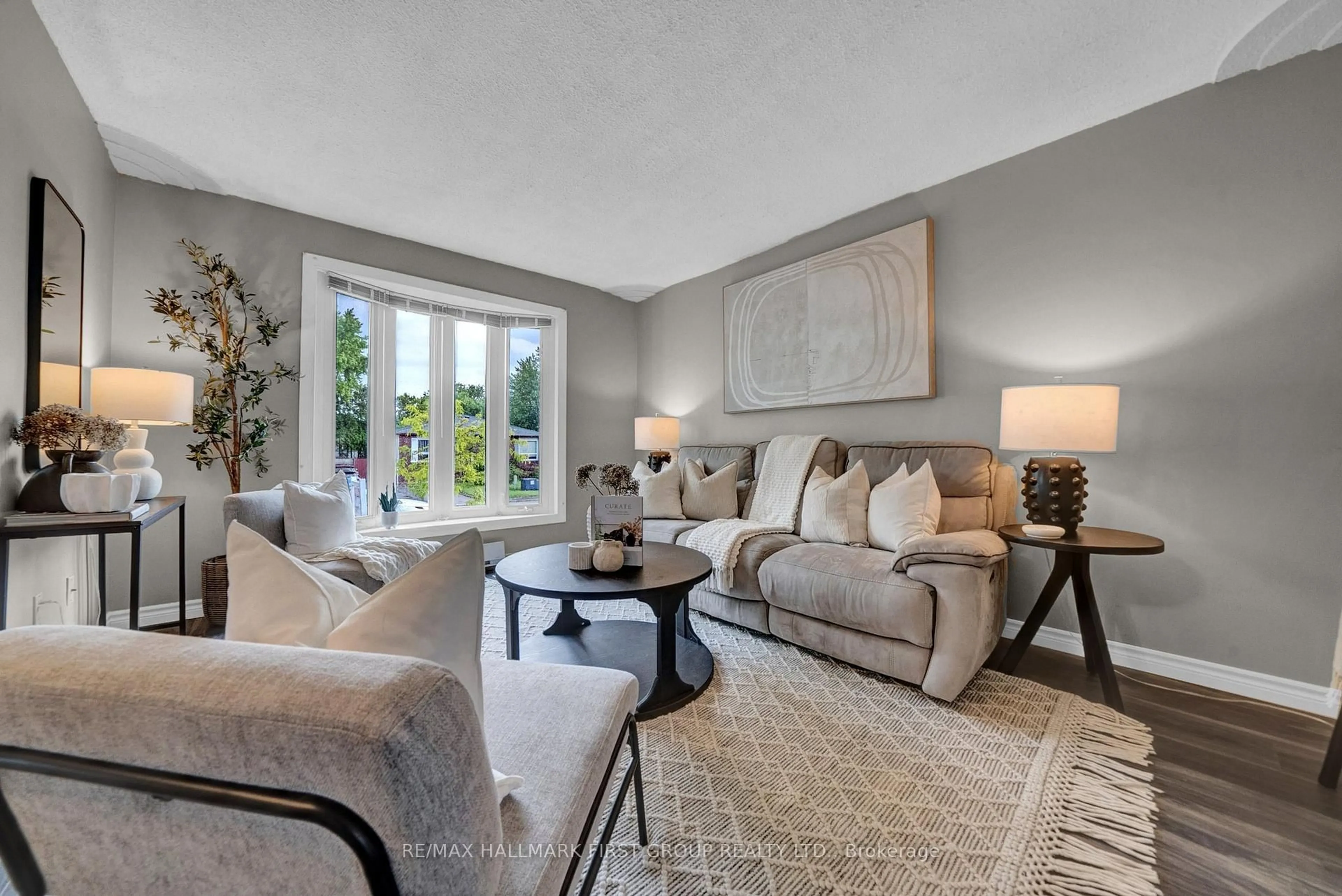 Living room with furniture, unknown for 747 Cricklewood Dr, Oshawa Ontario L1K 1R5