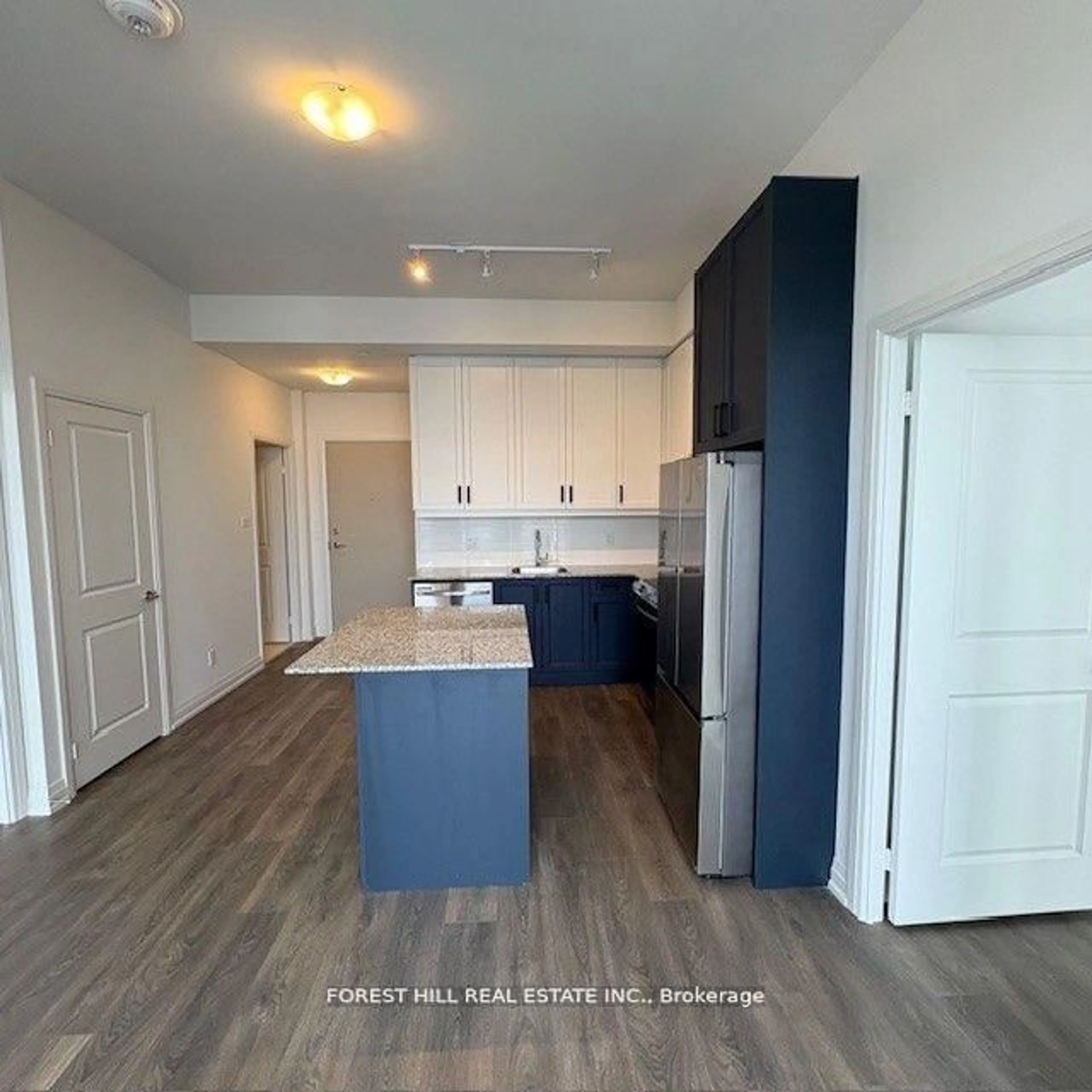 A pic of a room for 10 MEADOWGLEN Pl #PH02, Toronto Ontario M1G 0A8