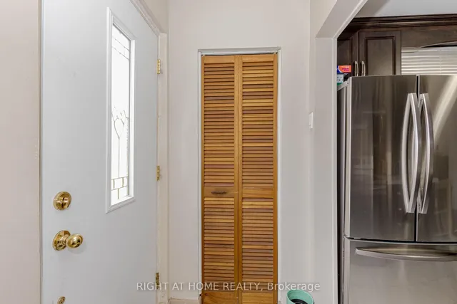 Additional image 46 of 132 Laurel Ave