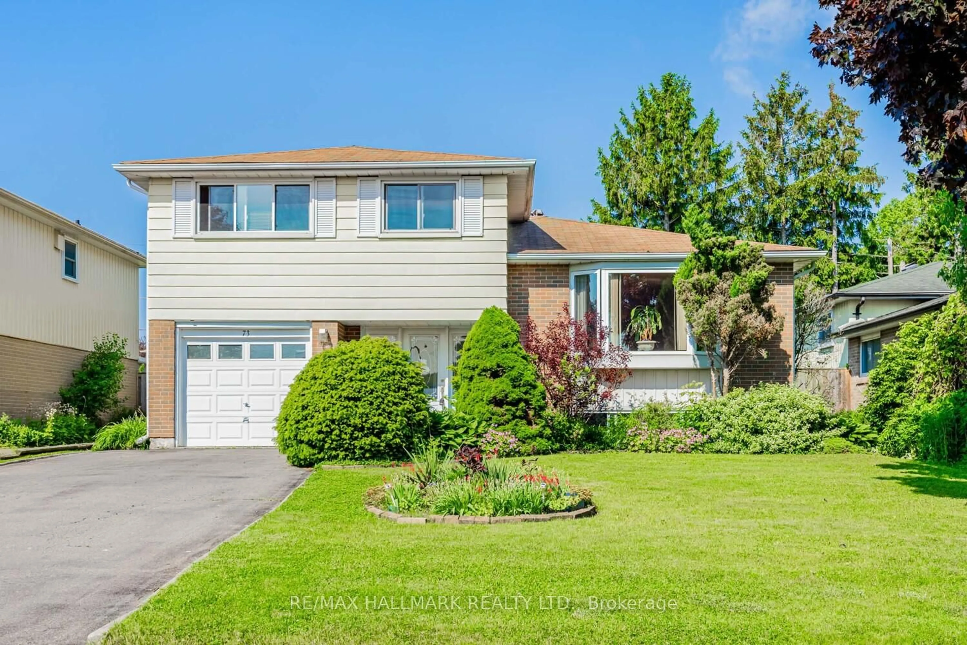Home with vinyl exterior material, street for 73 Gregory Rd, Ajax Ontario L1S 3B5