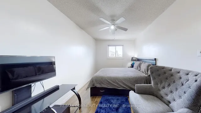Additional property image - 27 Granada Cres