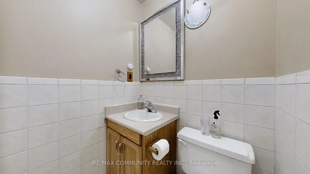 Additional property image - 27 Granada Cres