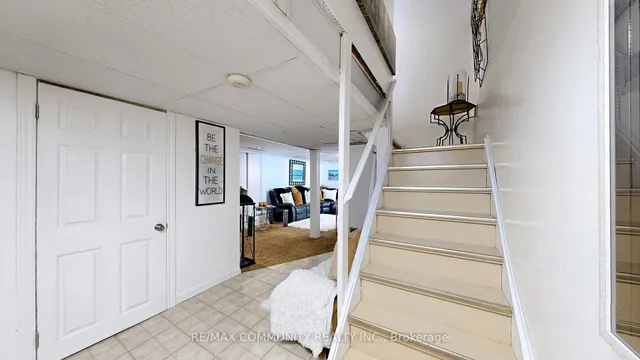 Additional property image - 27 Granada Cres