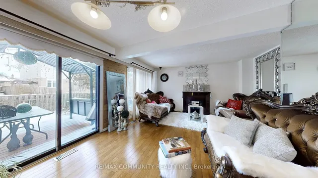 Additional property image - 27 Granada Cres