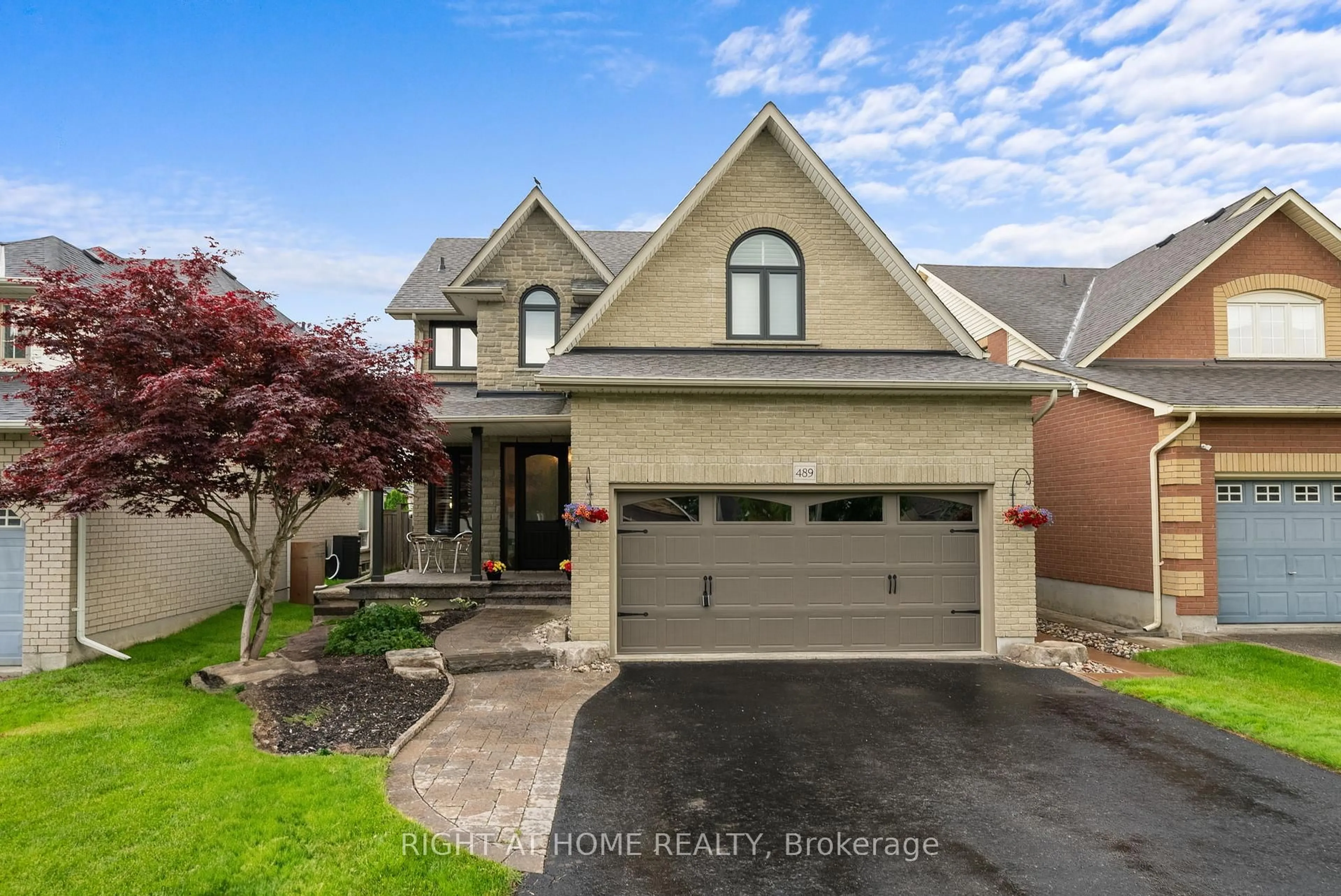 Home with brick exterior material, street for 489 Britannia Ave, Oshawa Ontario L1L 1B8
