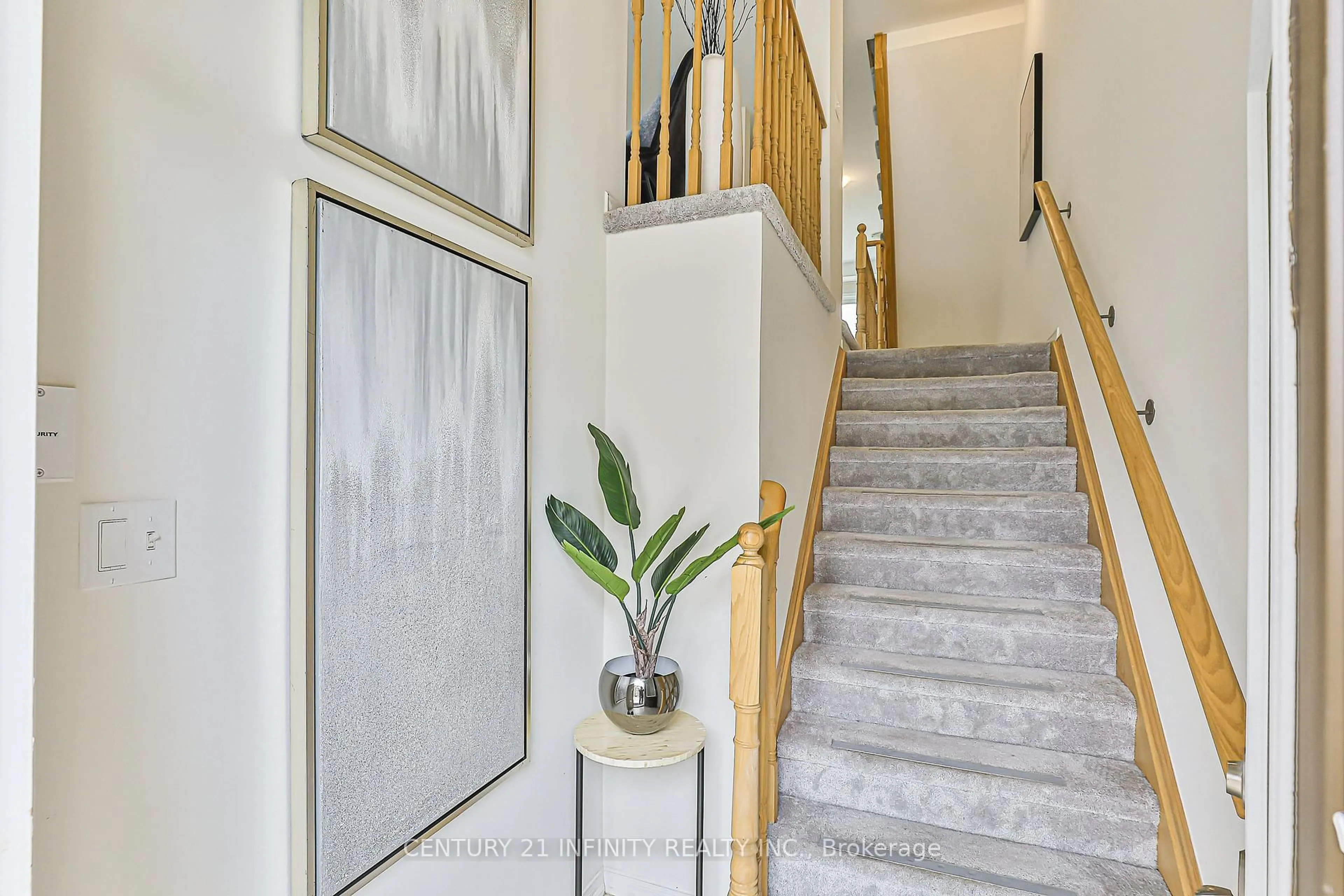 Unknown for 2605 Deputy Minister Way #3, Oshawa Ontario L1L 0M7