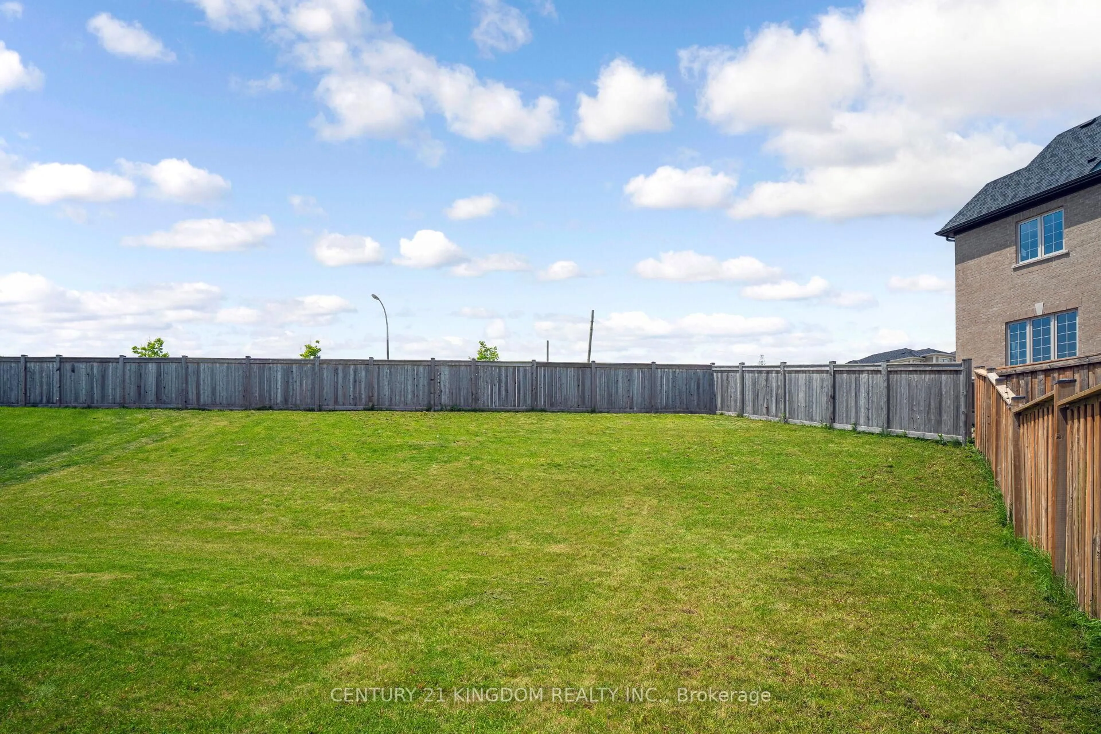A pic from outside/outdoor area/front of a property/back of a property/a pic from drone, unknown for 1219 Cactus Cres, Pickering Ontario L1V 2P8