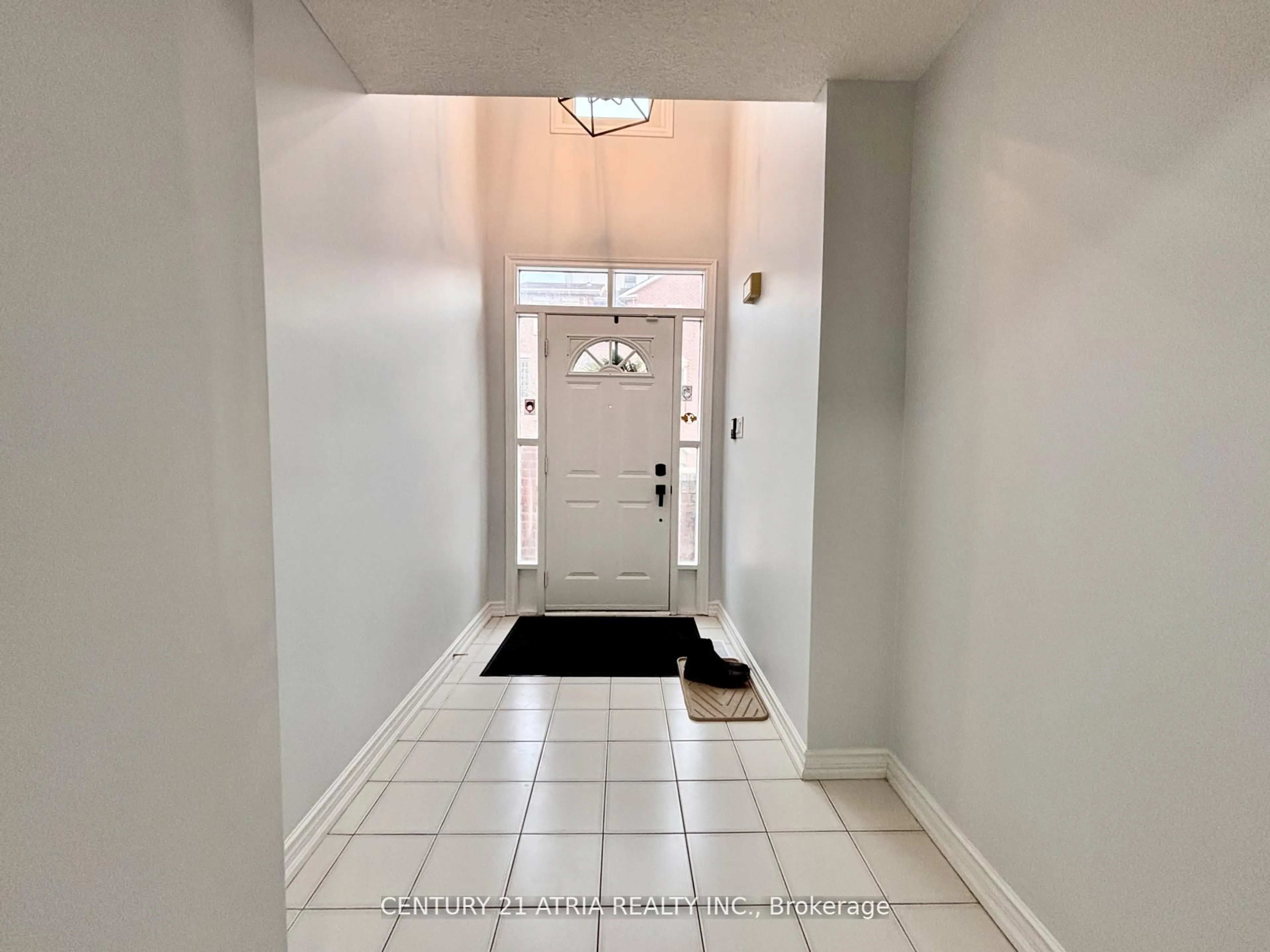 Indoor entryway for 3 Reidmount Ave #20, Toronto Ontario M1S 1B3