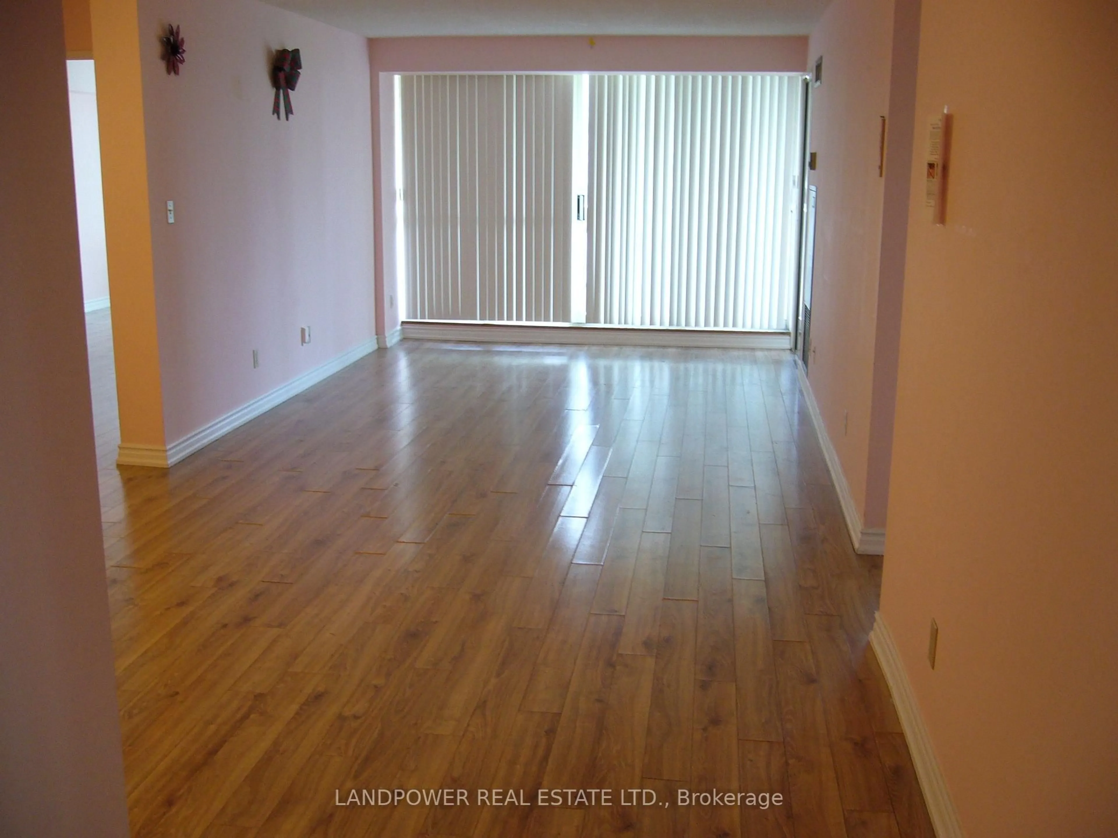 Unknown for 225 Bamburgh Circ #801, Toronto Ontario M1W 3X9