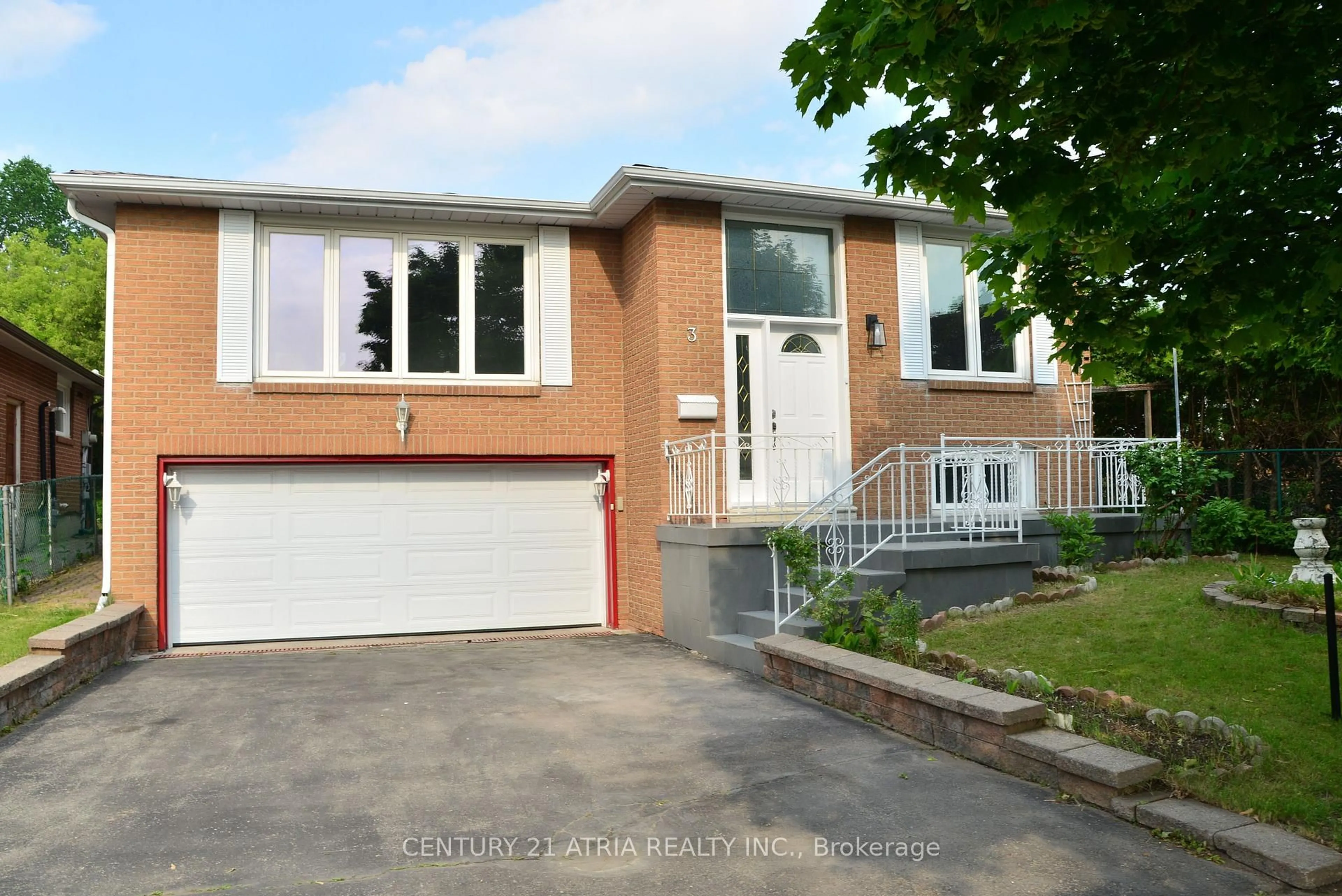 Home with brick exterior material, street for 3 Silvertip Cres, Toronto Ontario M1E 4T4