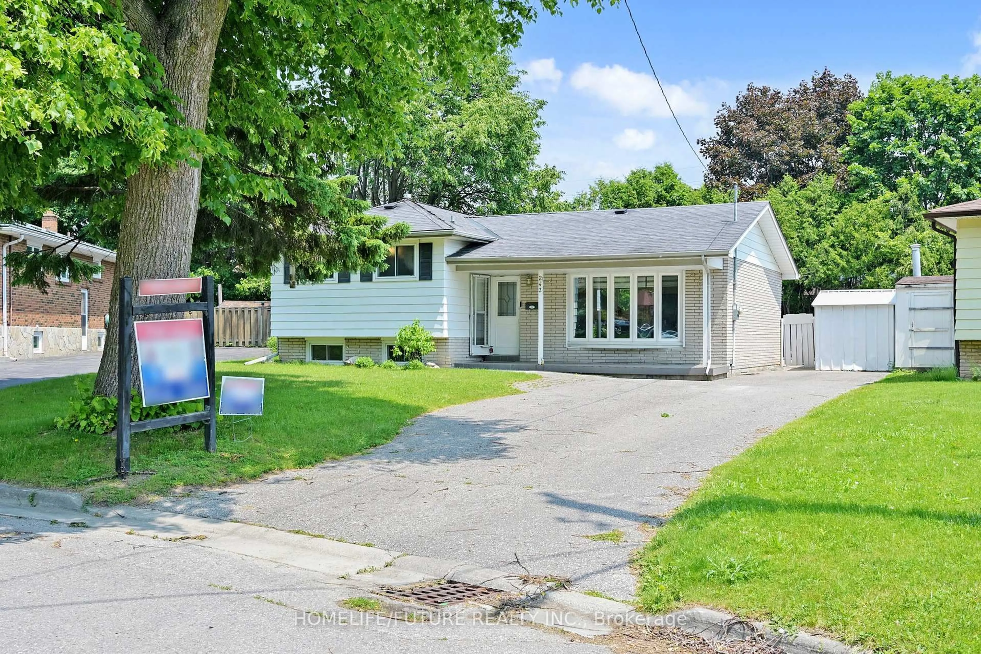 Unknown for 243 Acadia Dr, Oshawa Ontario L1G 1X9