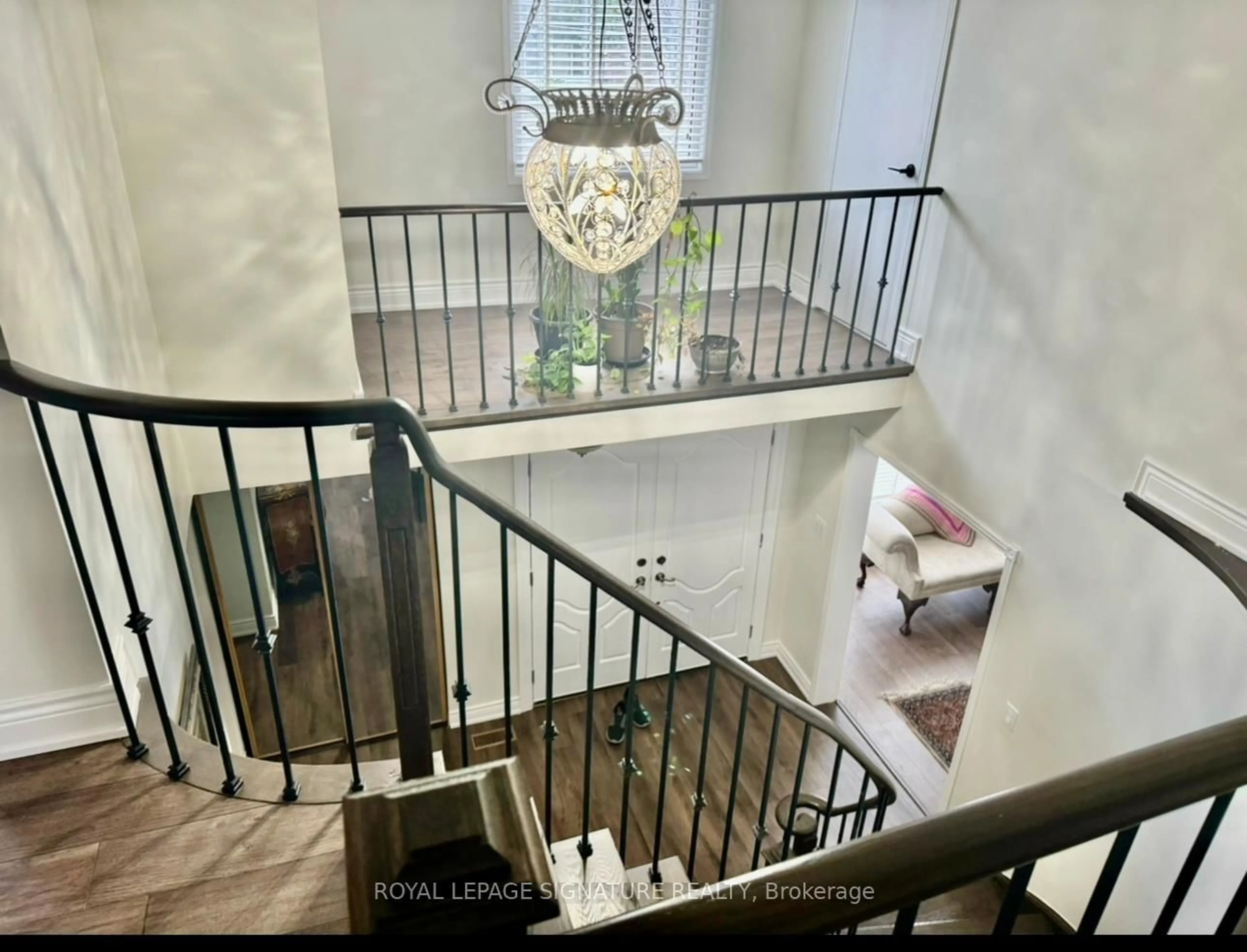 Unknown for 1813 Spruce hill Rd, Pickering Ontario L1V 1S5