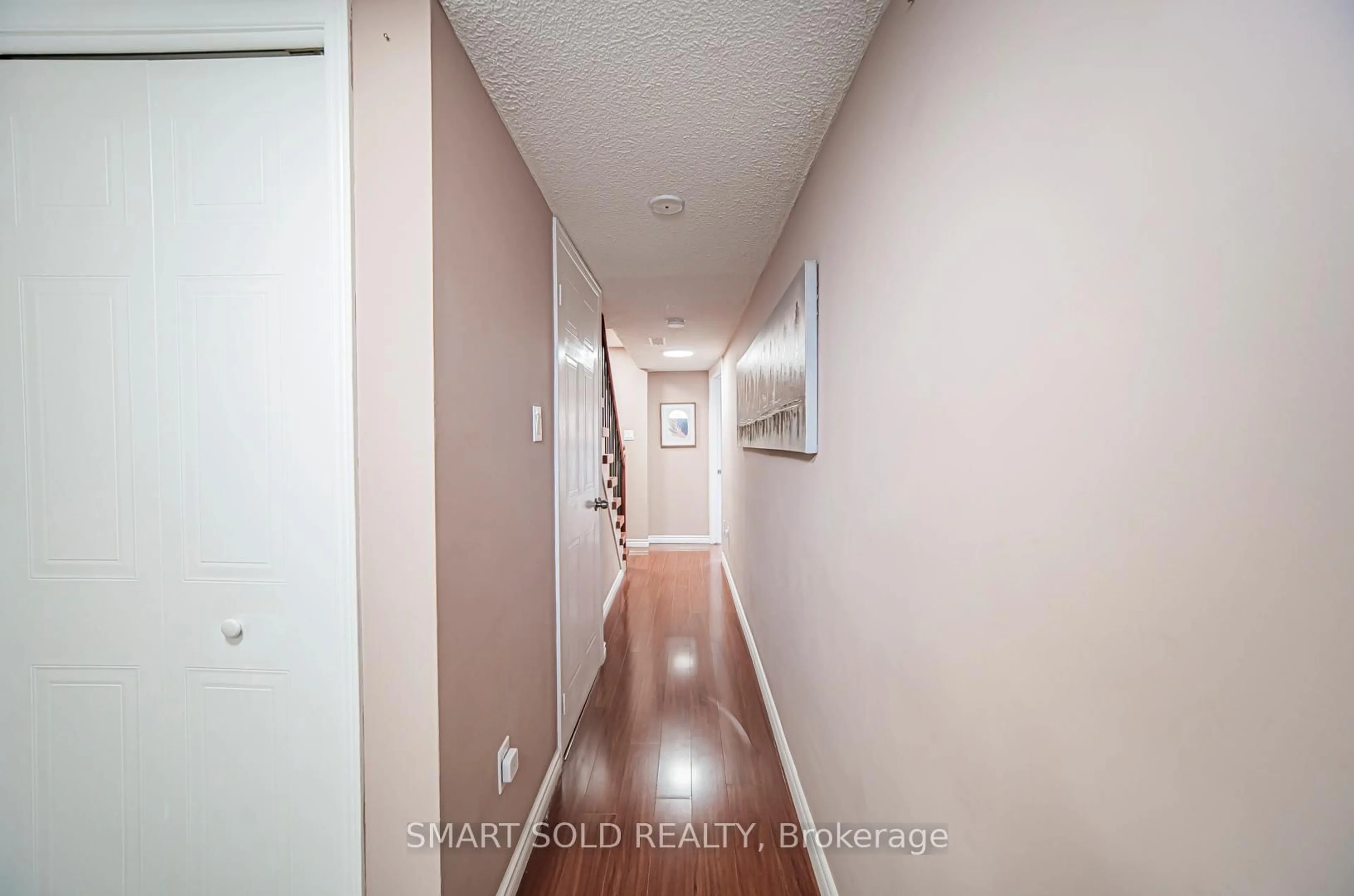 Indoor entryway for 3500 Brimley Rd #10, Toronto Ontario M1V 5K6