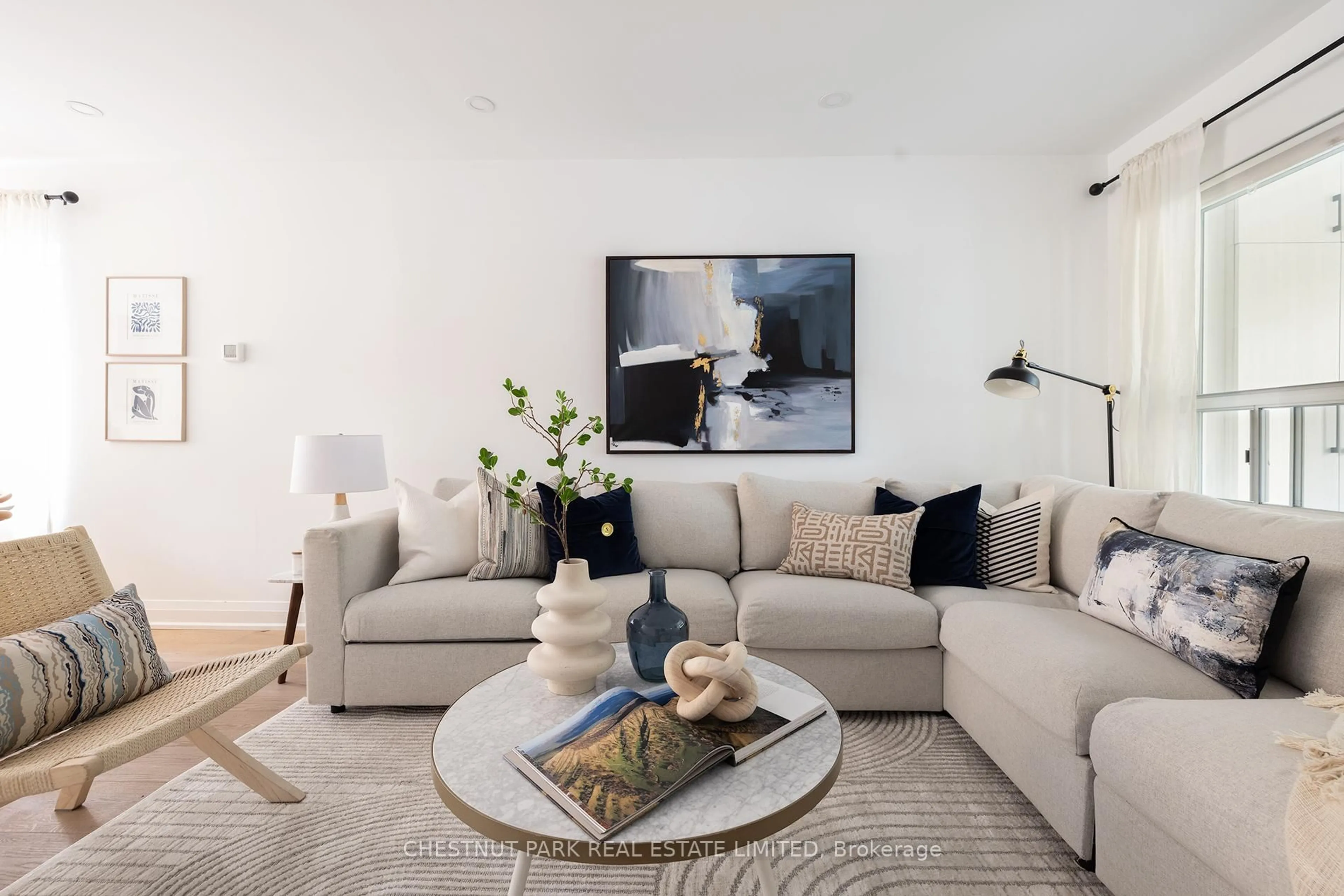 Living room with furniture, unknown for 161 Queensdale Ave, Toronto Ontario M4J 1Y5