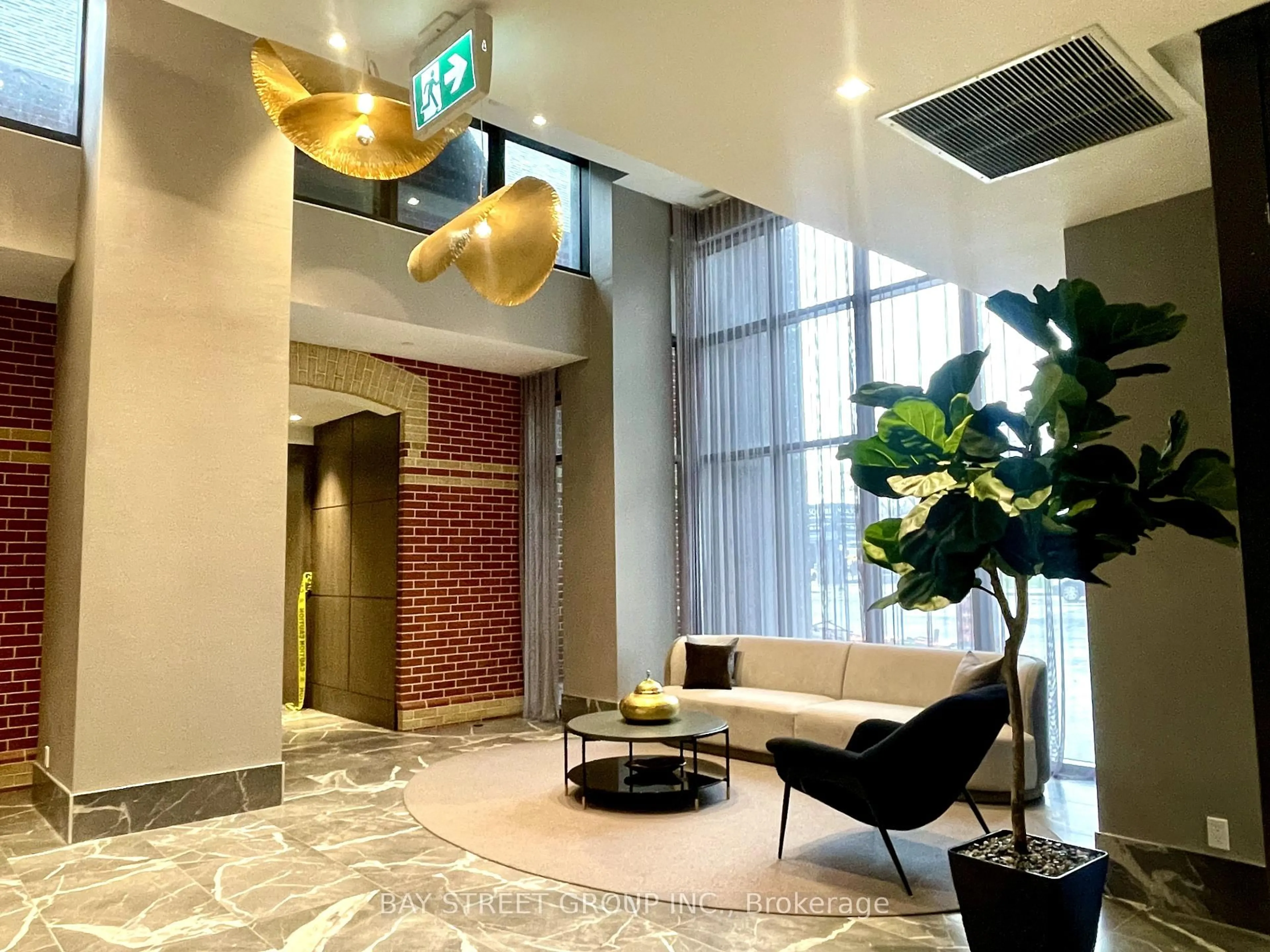 Lobby for 286 Main St #2406, Toronto Ontario M4C 0B3