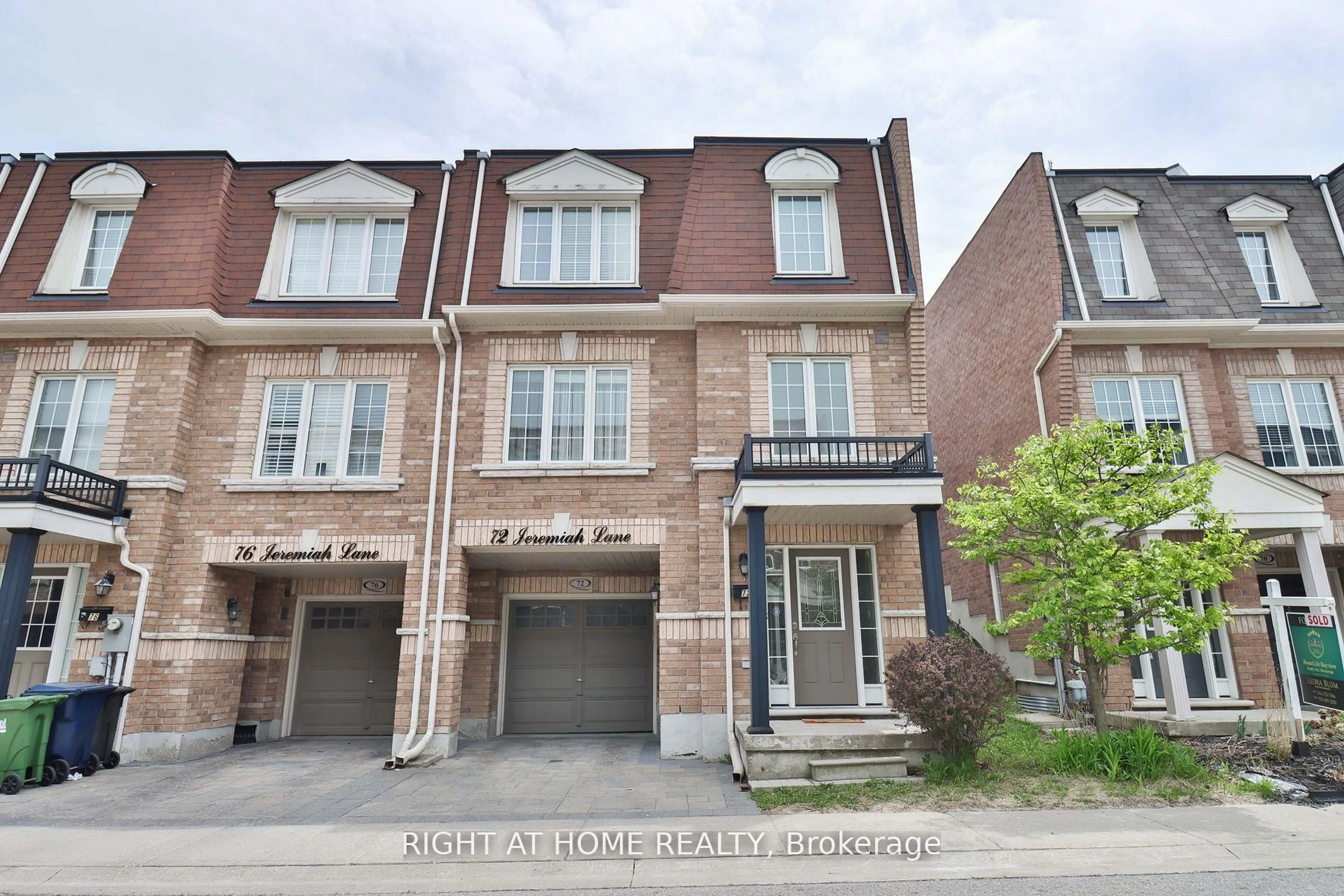 Home with brick exterior material, street for 72 Jeremiah Lane, Toronto Ontario M1J 0A4