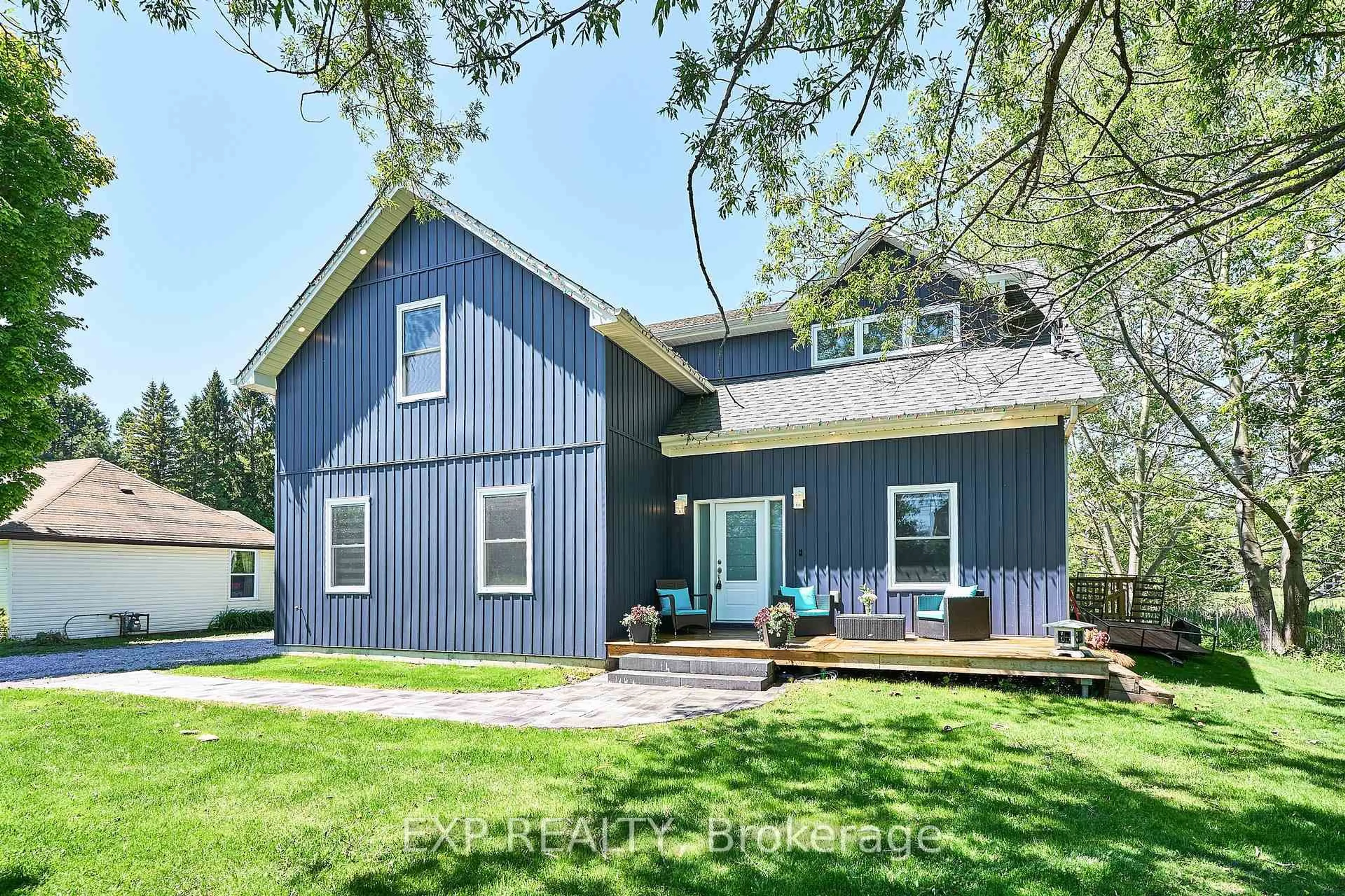 Home with vinyl exterior material, street for 3388 Courtice Rd, Clarington Ontario L1E 2L7