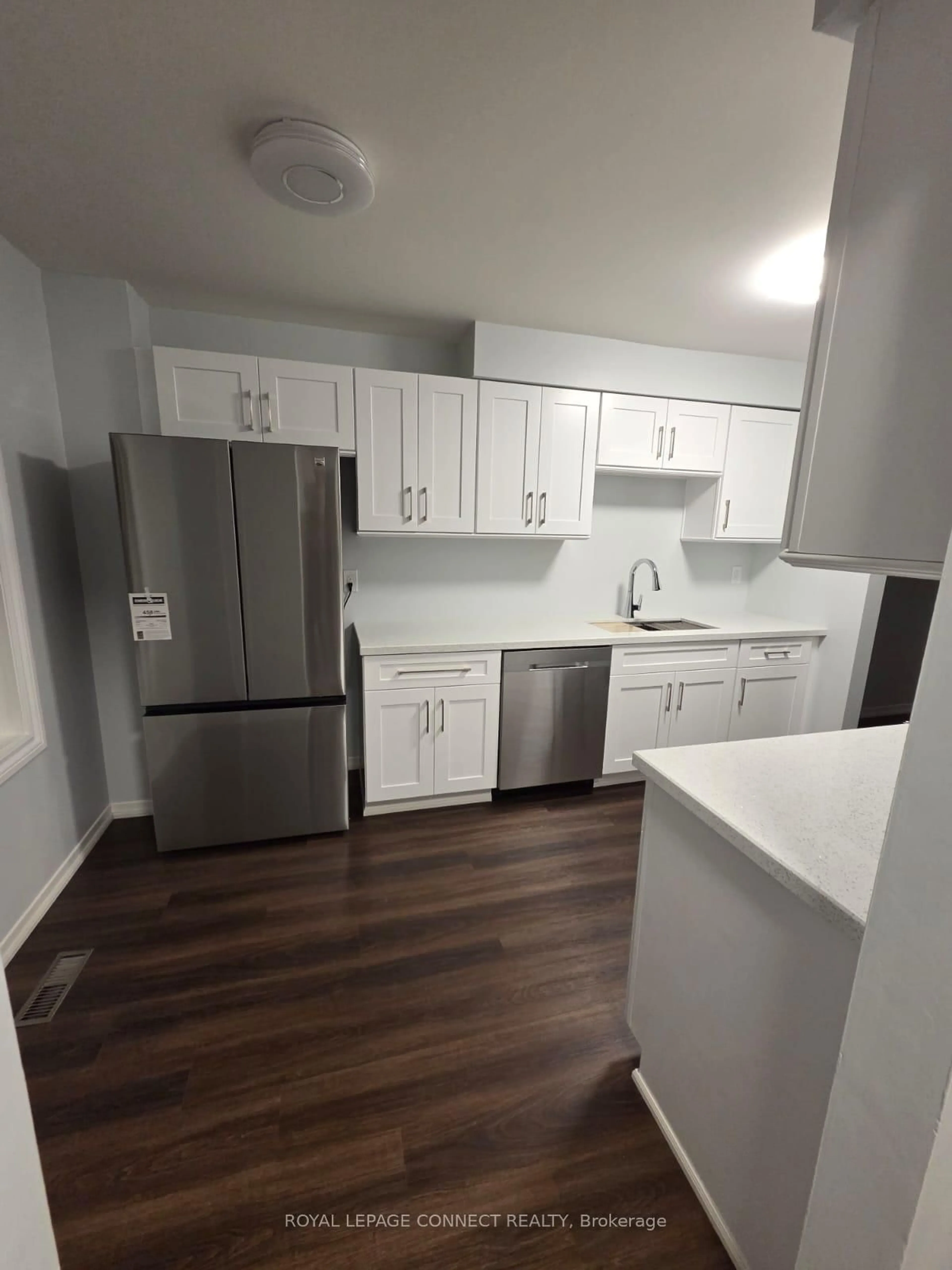 Standard kitchen, unknown for 57 Daniels Cres, Ajax Ontario L1T 1X8