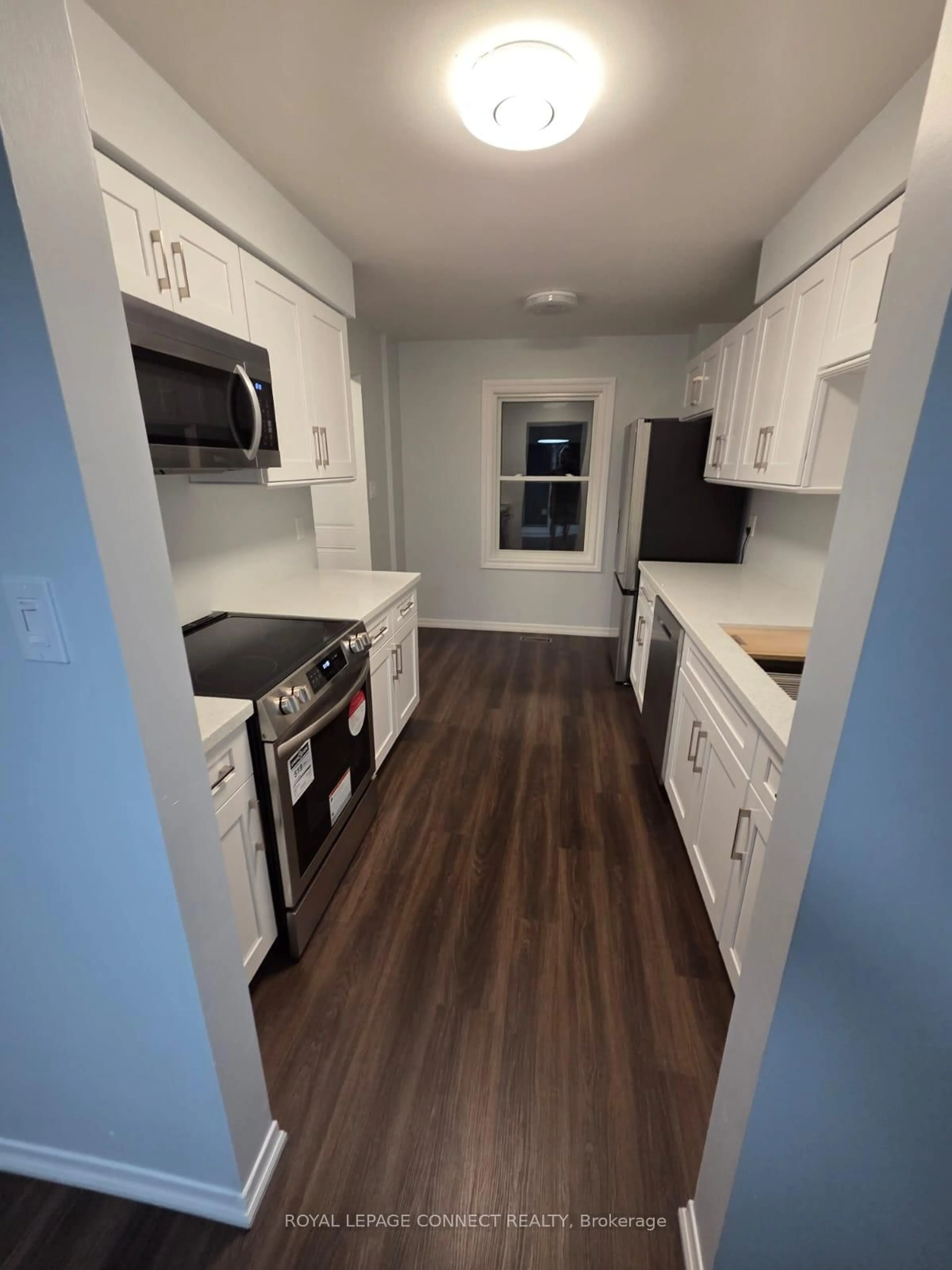 Standard kitchen, wood/laminate floor for 57 Daniels Cres, Ajax Ontario L1T 1X8